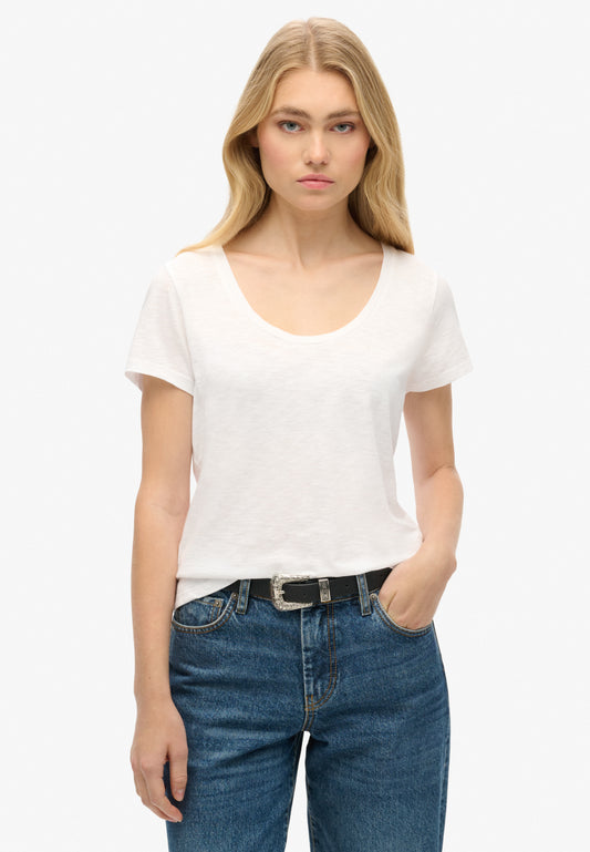 Studios T-Shirt mit tiefem Ausschnitt