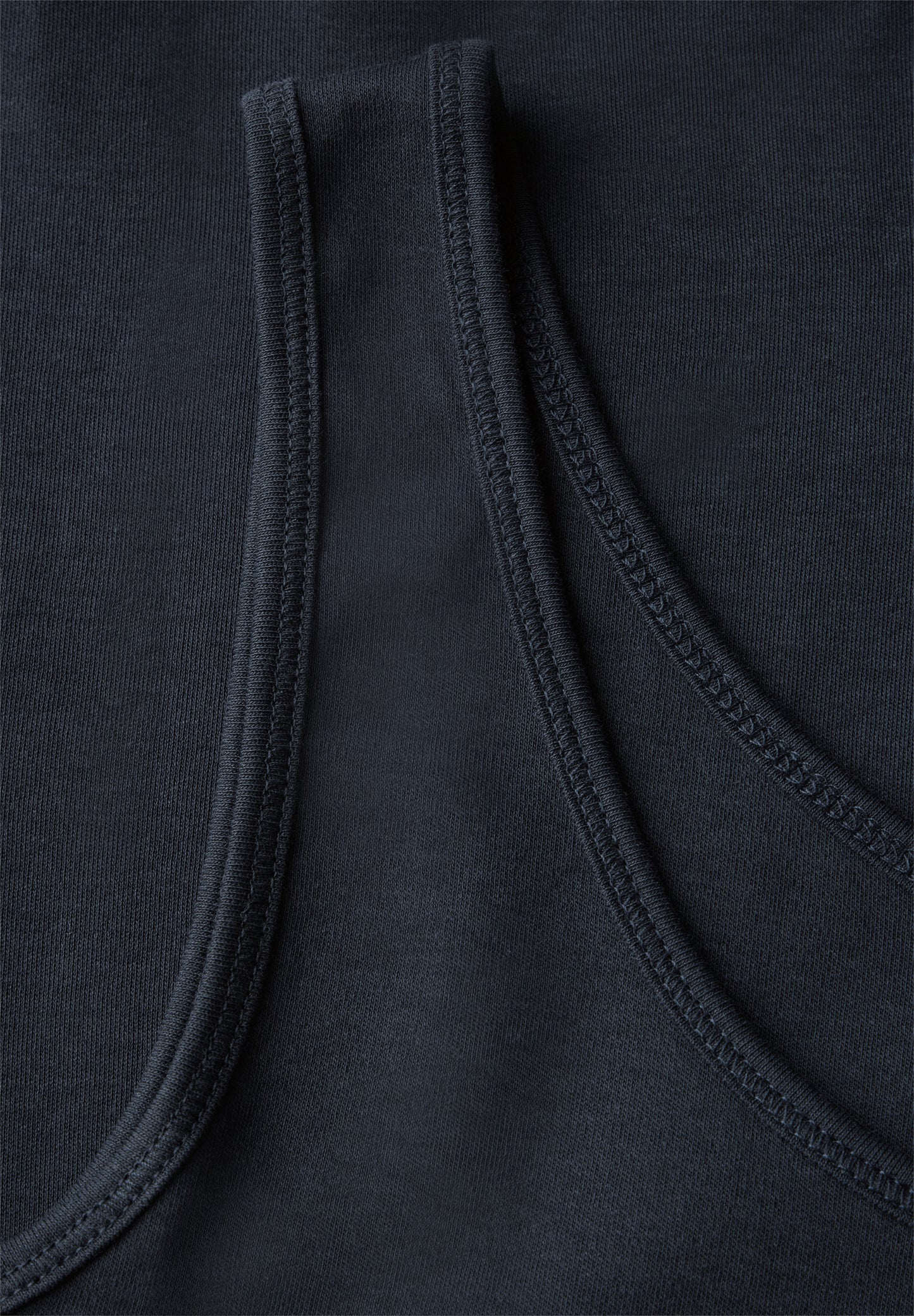 Basic Top mit Rundhals aus Baumwolle