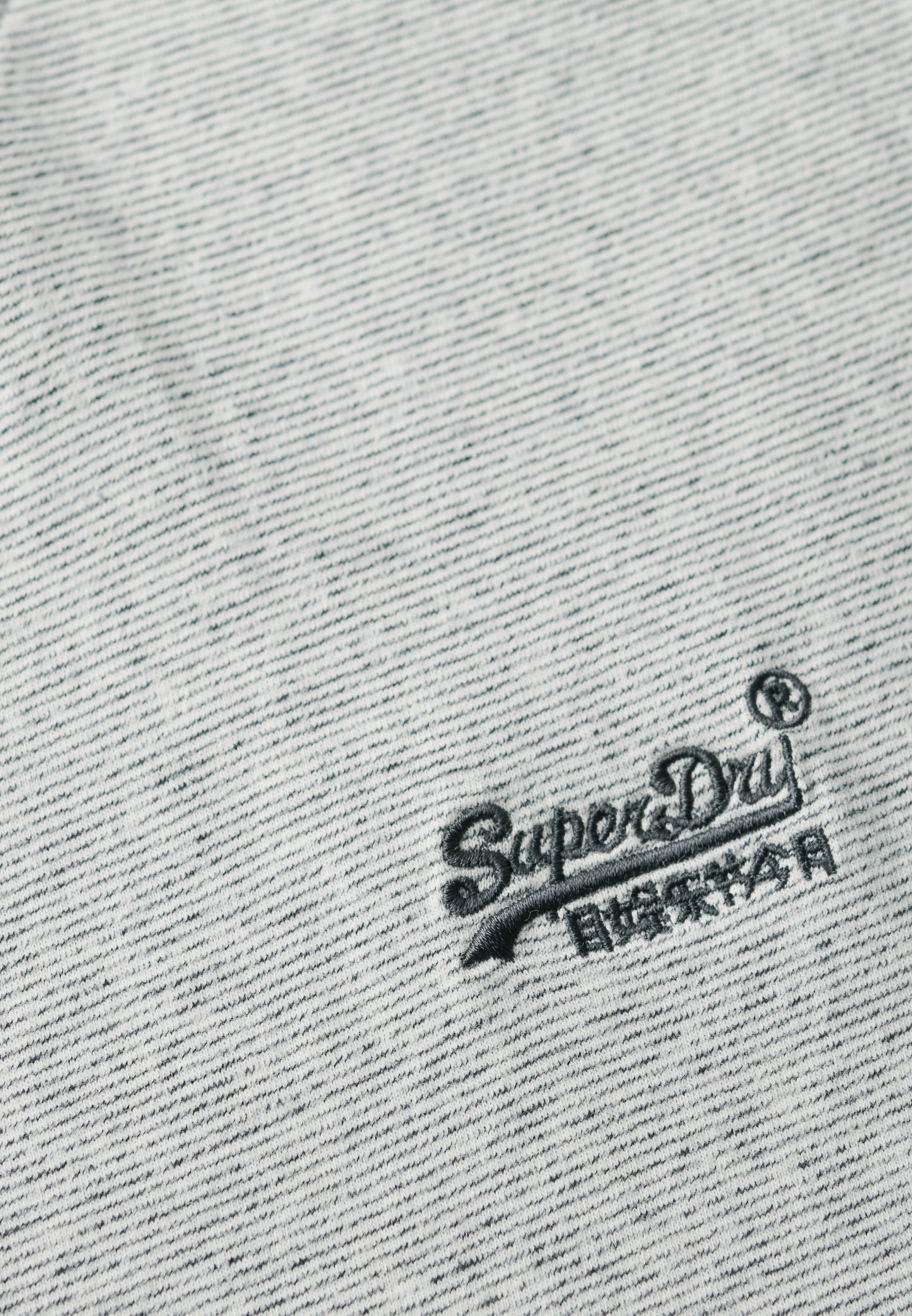 Essential T-Shirt aus Bio-Baumwolle mit Logo