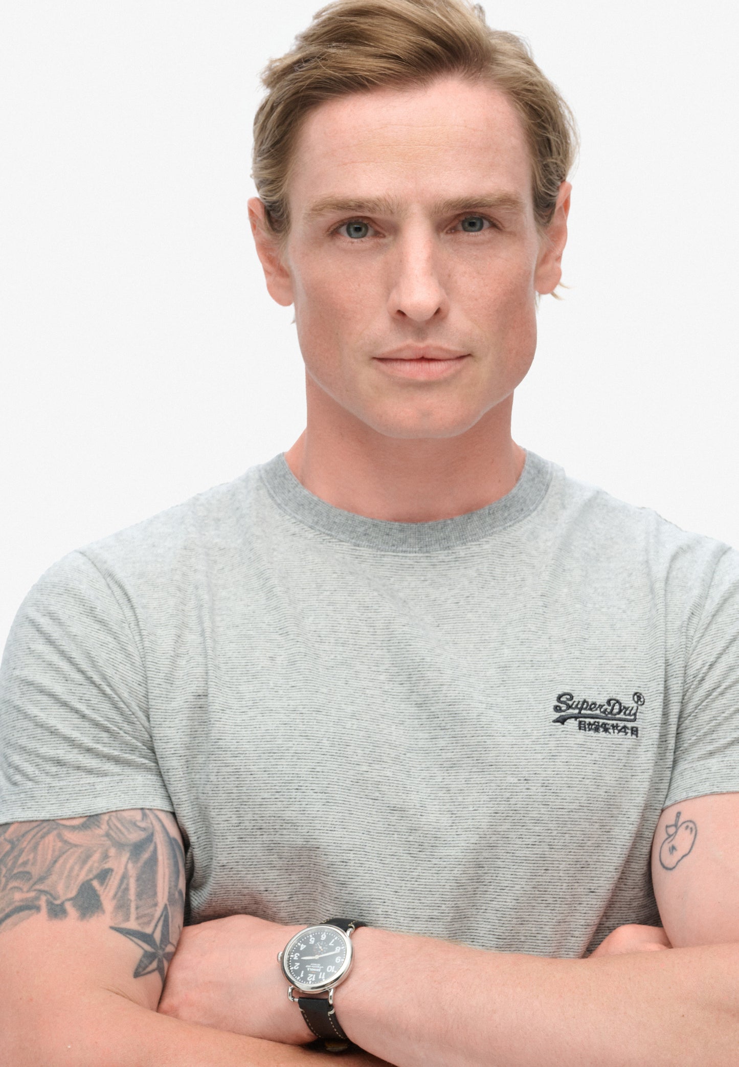 Essential T-Shirt aus Bio-Baumwolle mit Logo