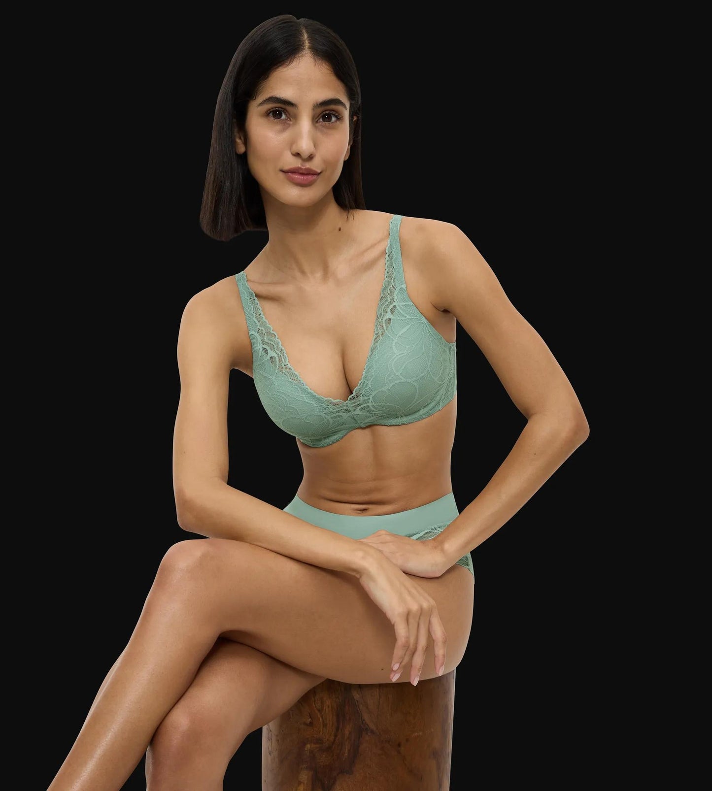 Body Make-Up Illusion Lace WP