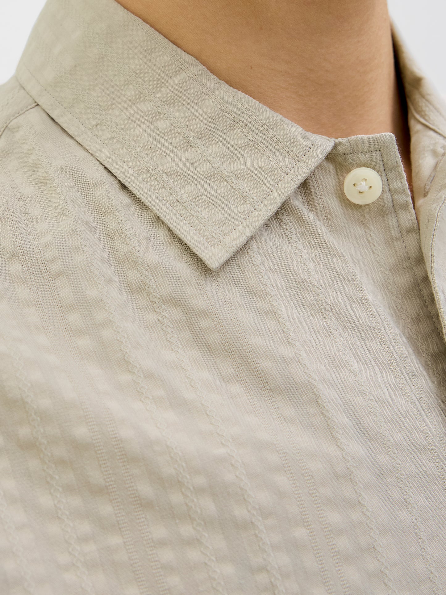 JPRCCEASTON SEERSUCKER S/S SHIRT LN