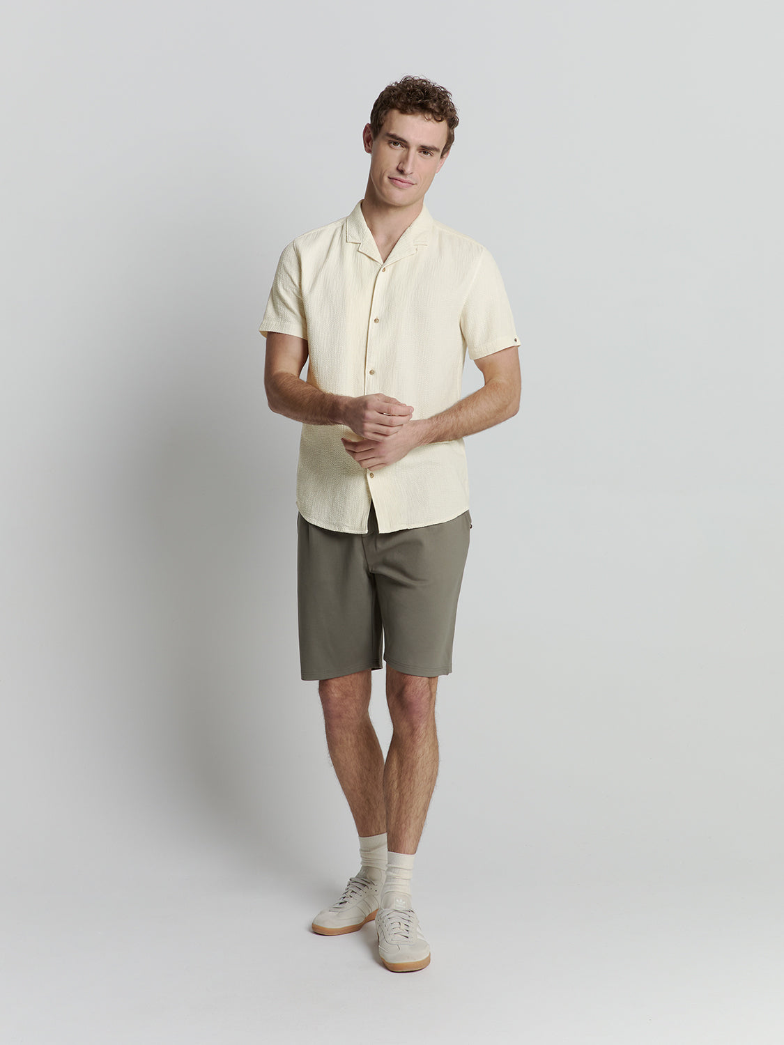 Shirt Short Sleeve Revers Collar Solid Structure