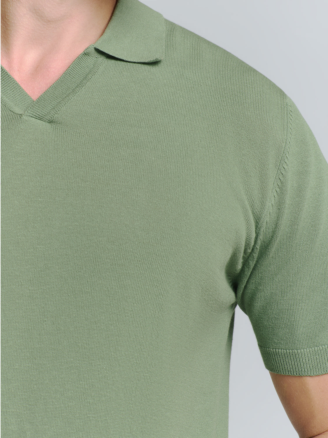 Pullover Short Sleeve Polo V Solid