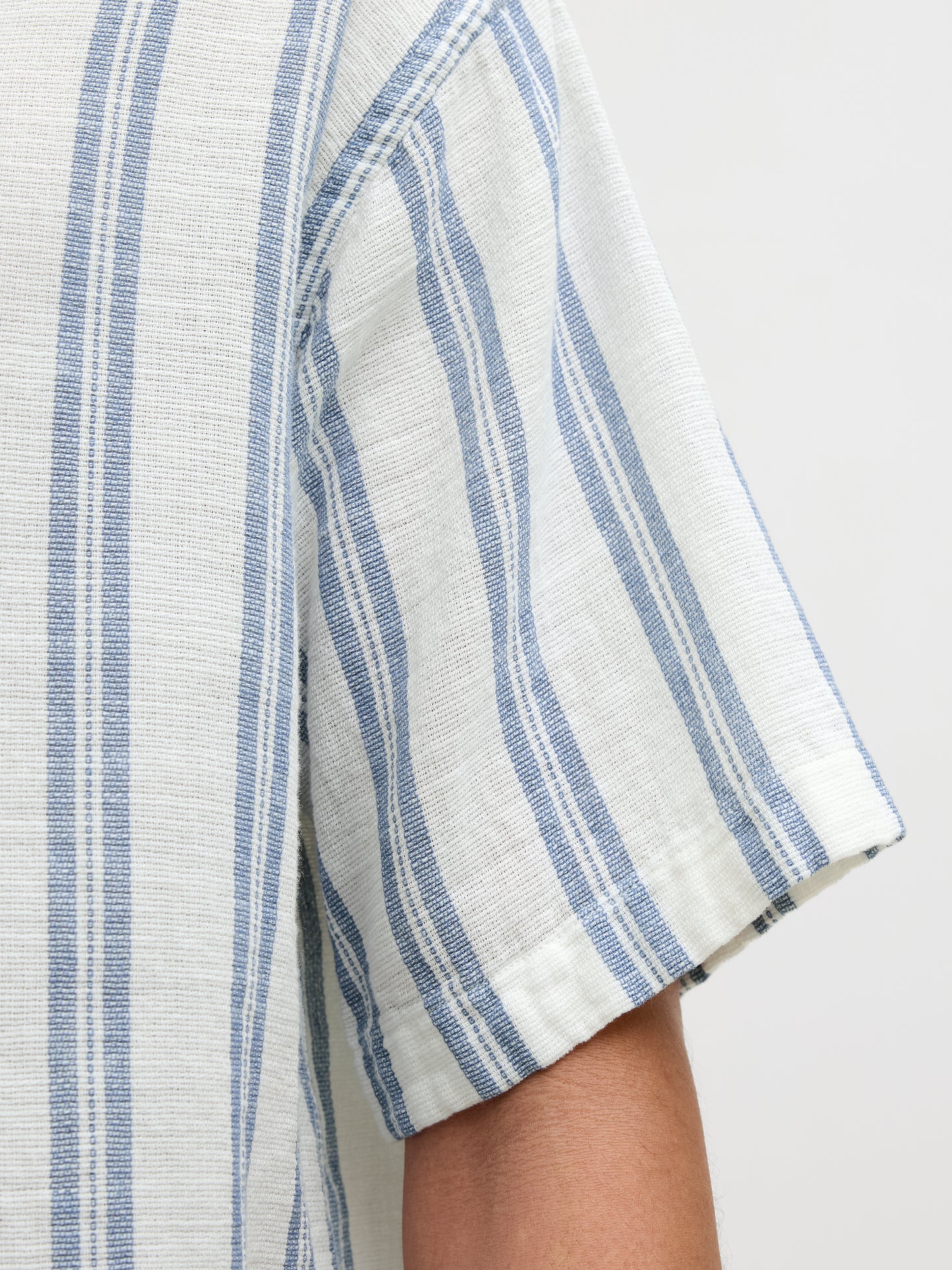 JJEENZO STRIPE RESORT SHIRT SS SN