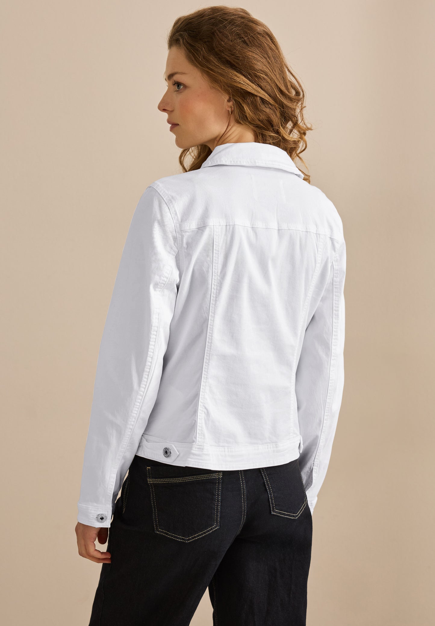 Jeansjacke mit Taschen