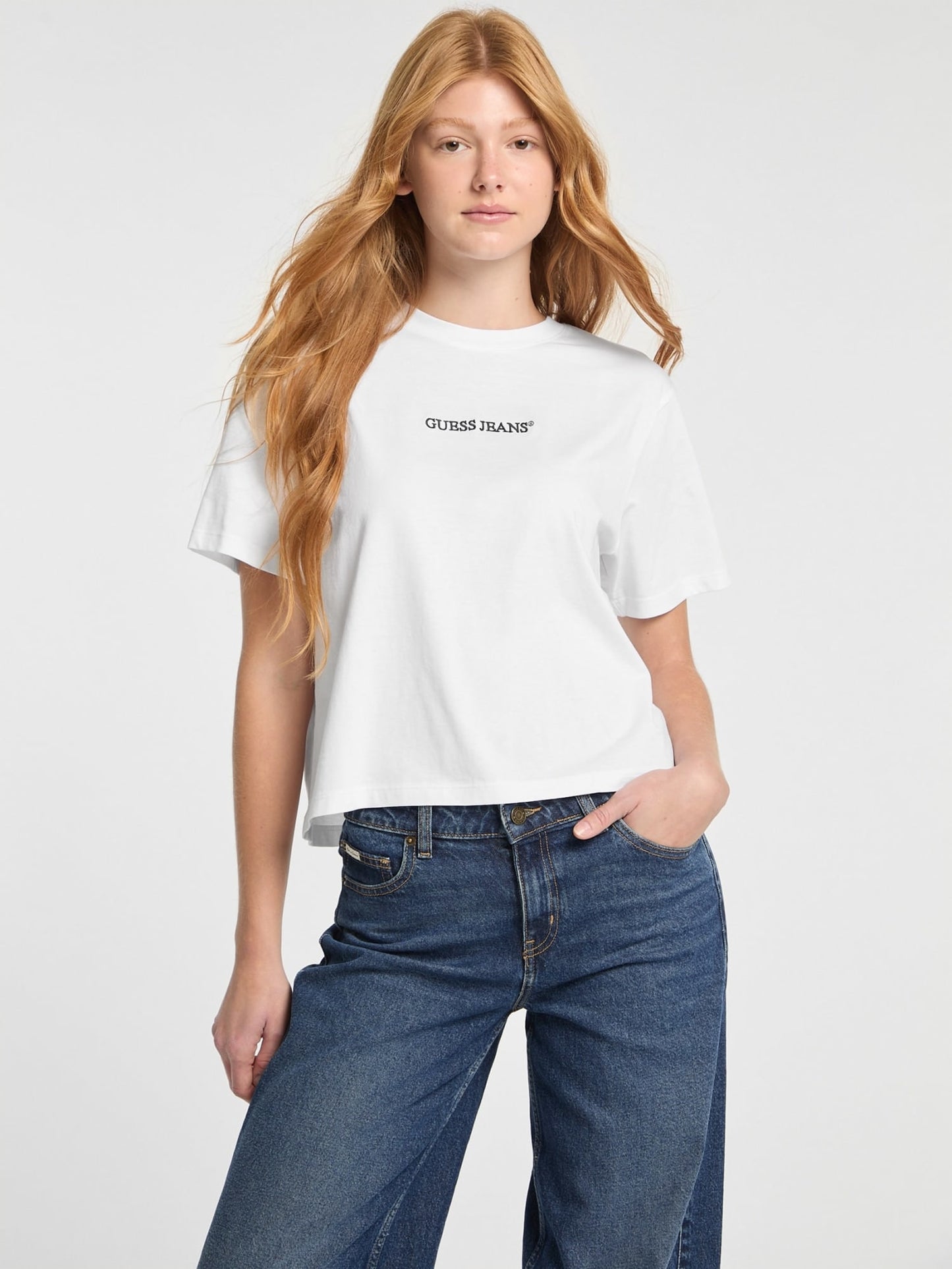 GJ SS CN BOXY EMBRO LOGO TEE