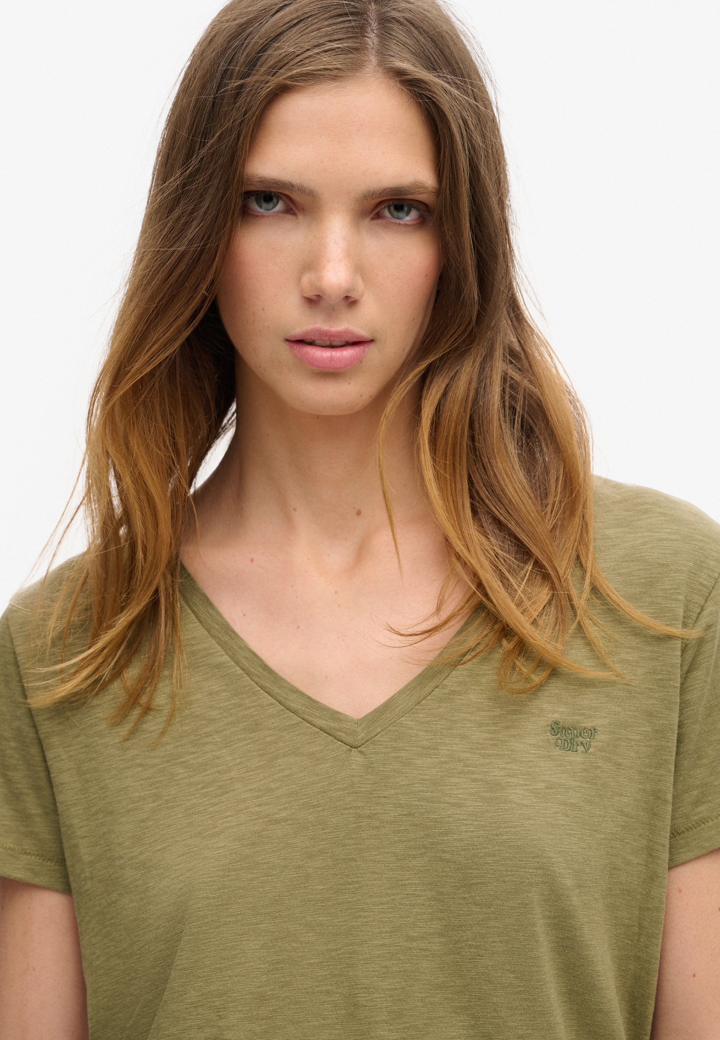 Strukturiertes T-Shirt mit V-Ausschnitt und Stickerei