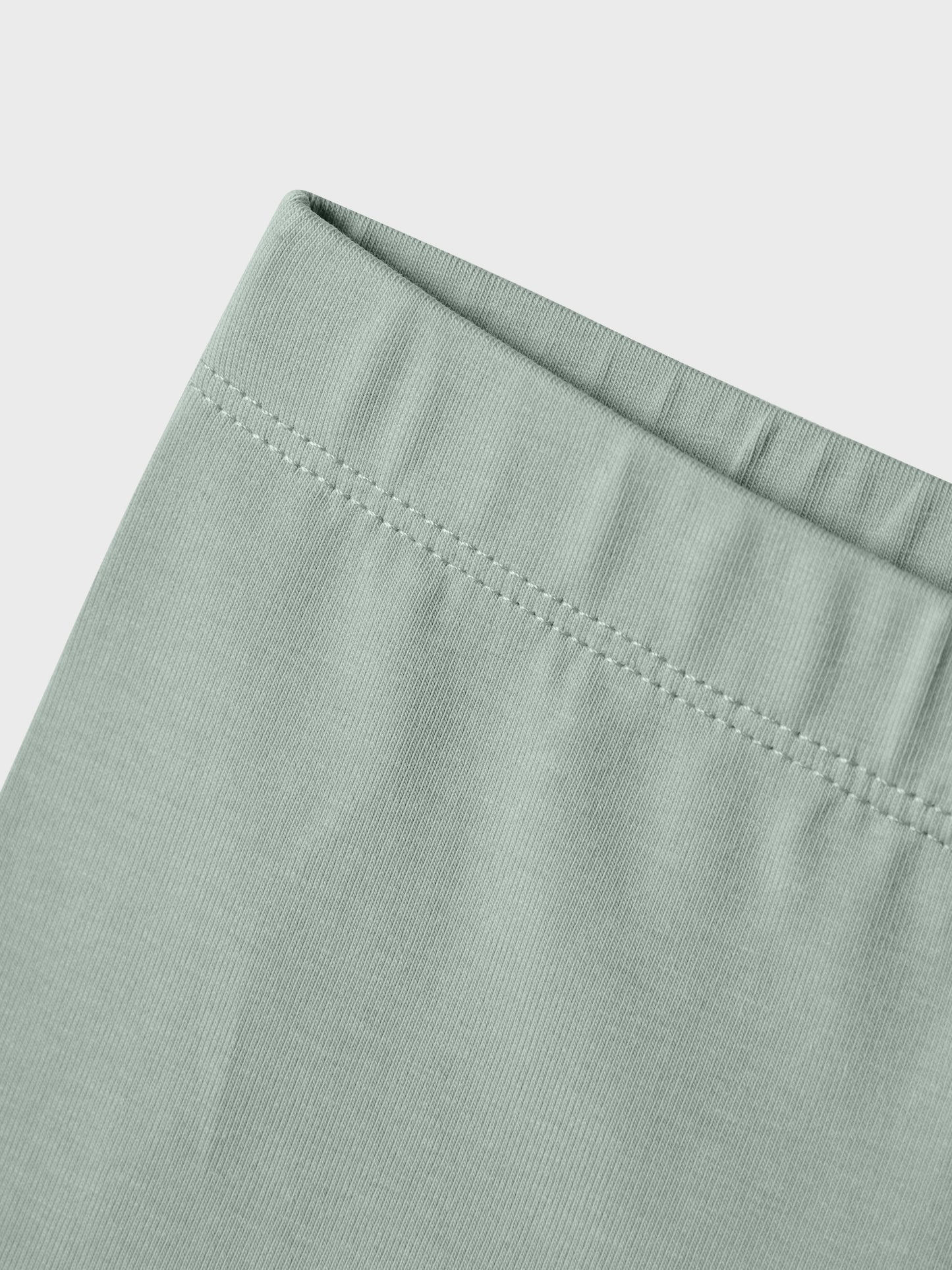 NMFVIVIAN CAPRI LEGGING