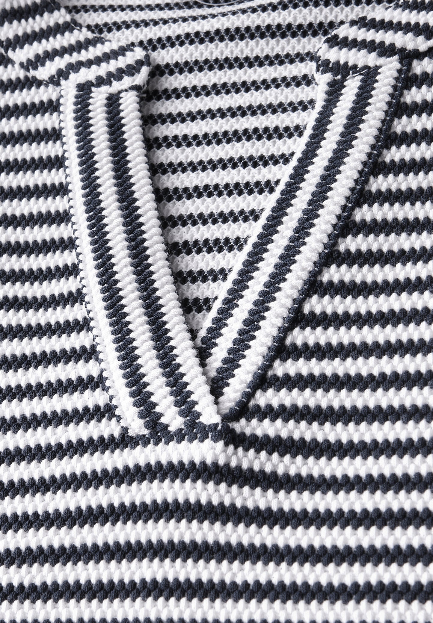 Gestreiftes Strukturshirt