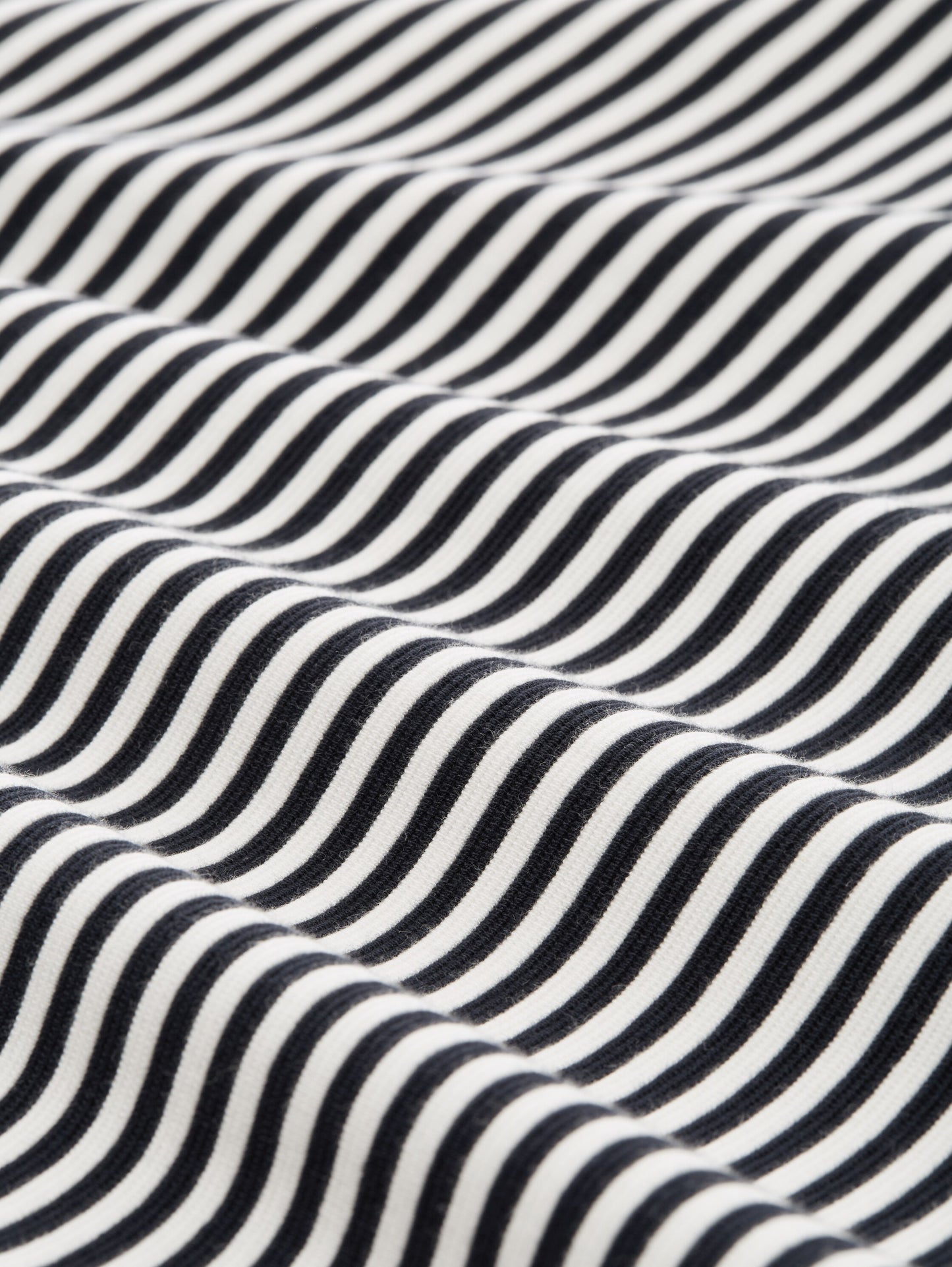 Langarmshirt mit Knopf-Details