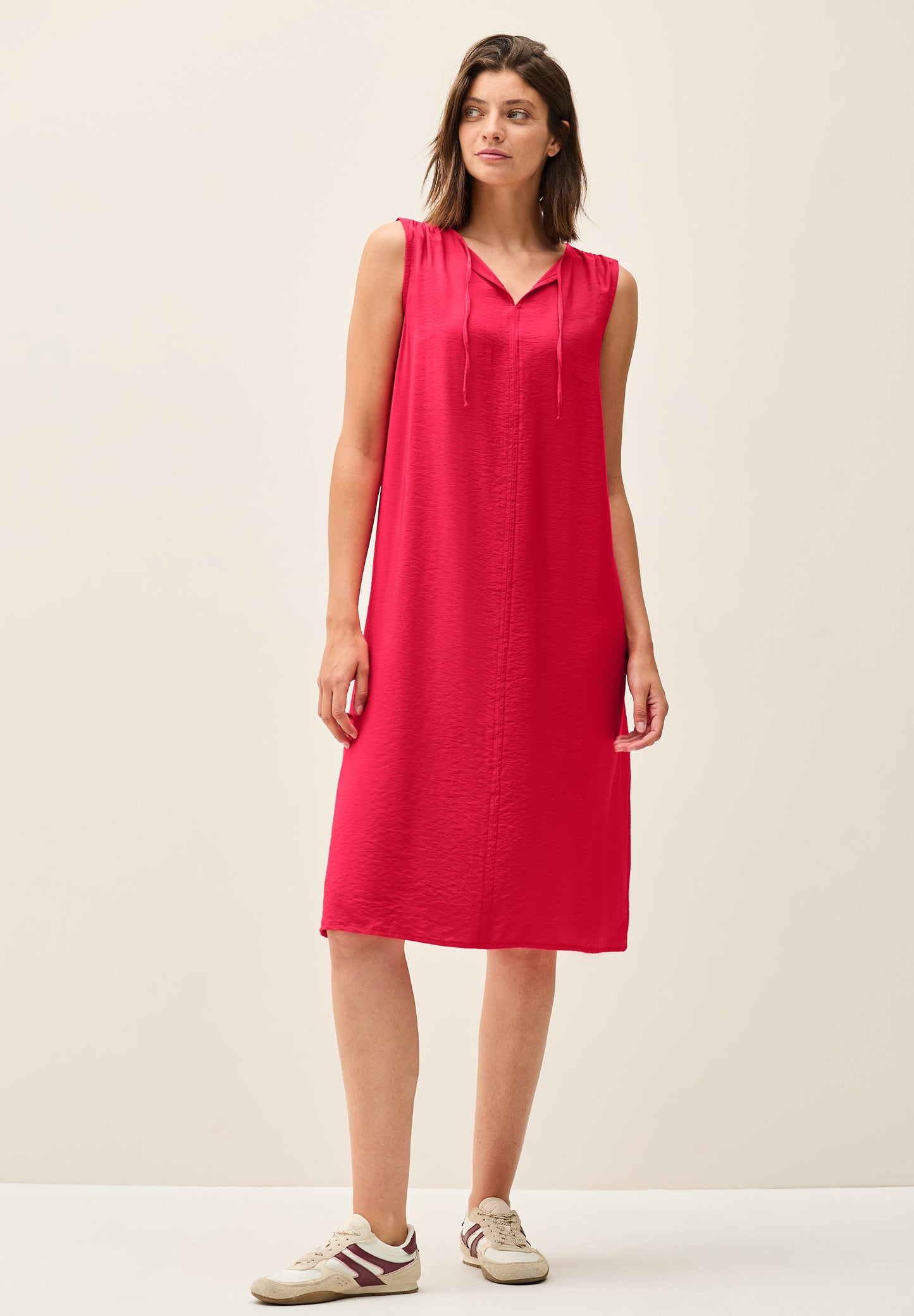 Kleid in Unifarbe