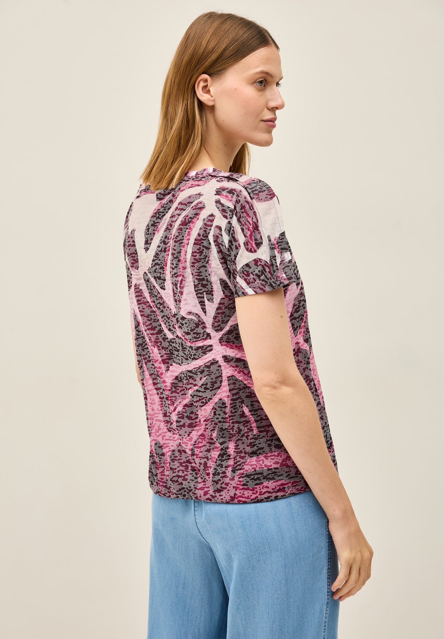 Ausbrenner-Shirt mit Muster