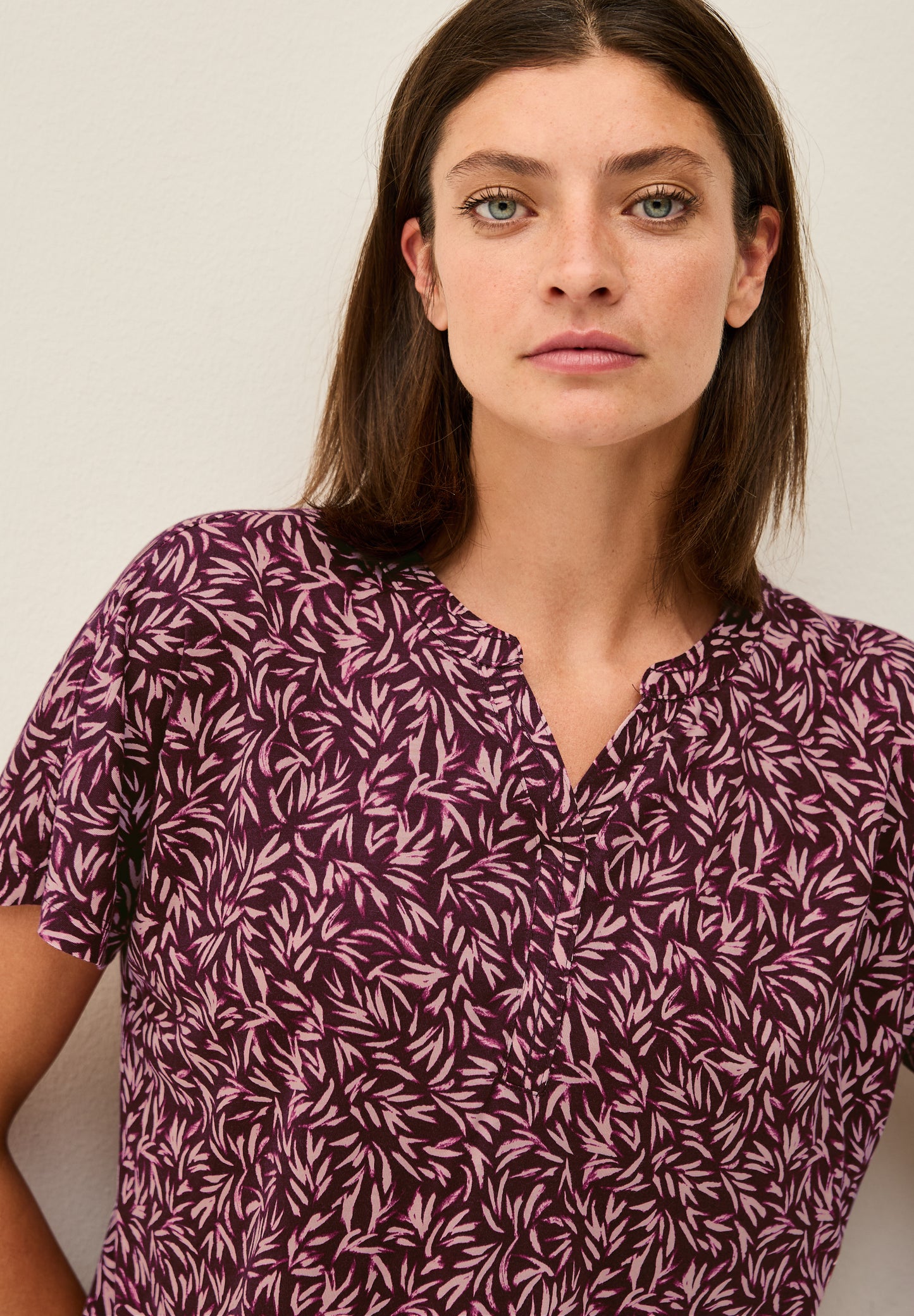 Shirt mit Minimal Print