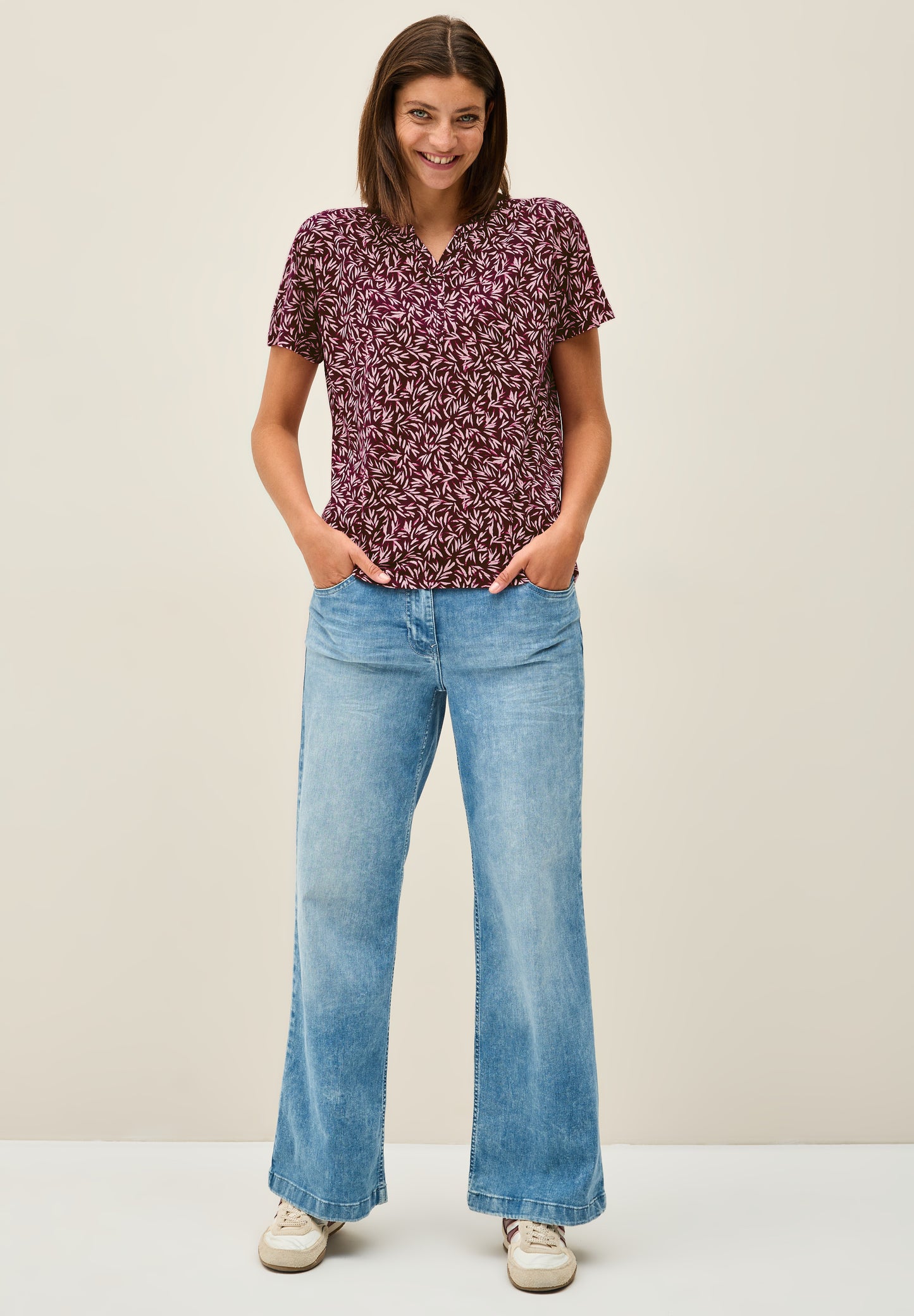 Shirt mit Minimal Print
