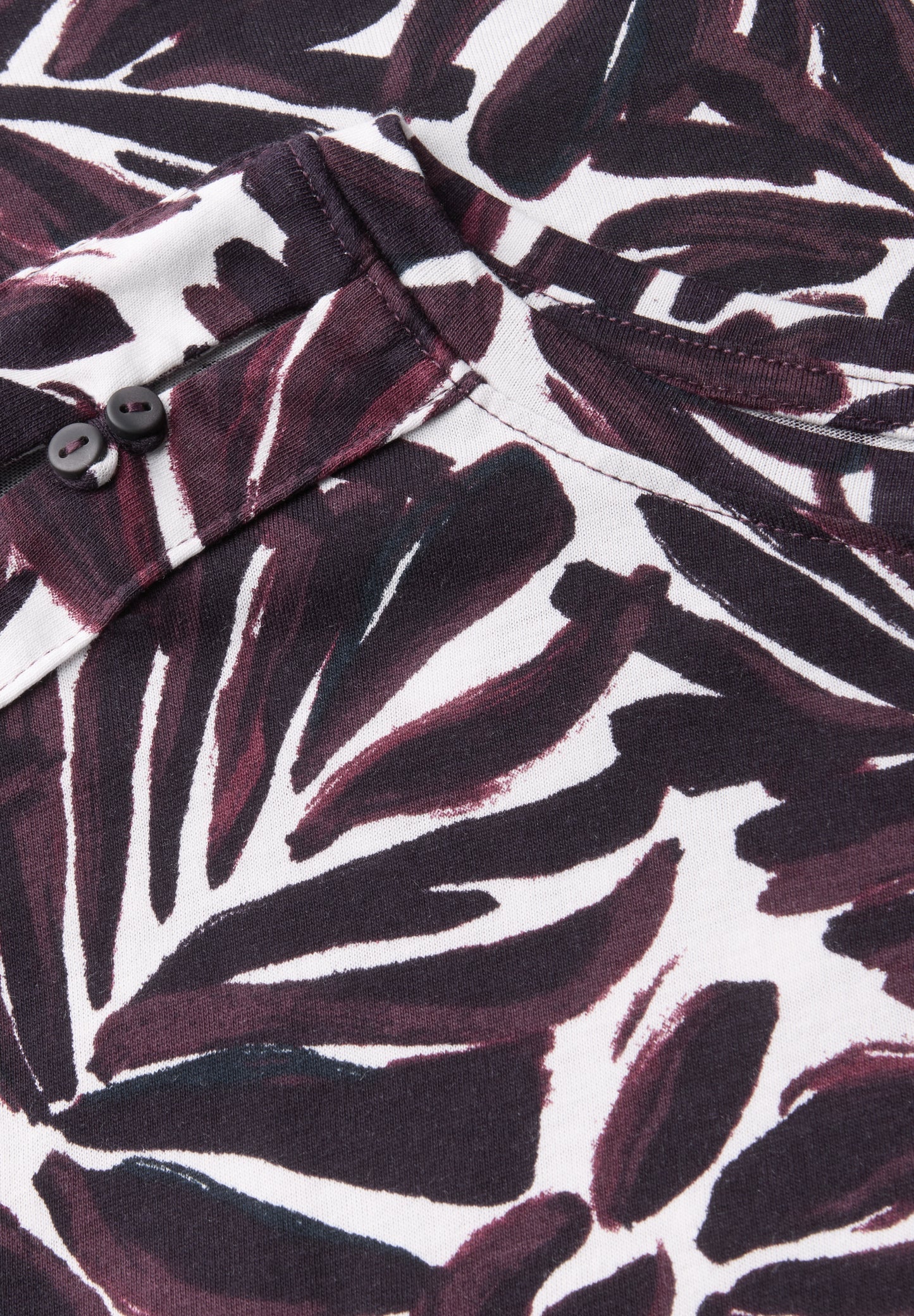 Print-Shirt mit Knopfdetail