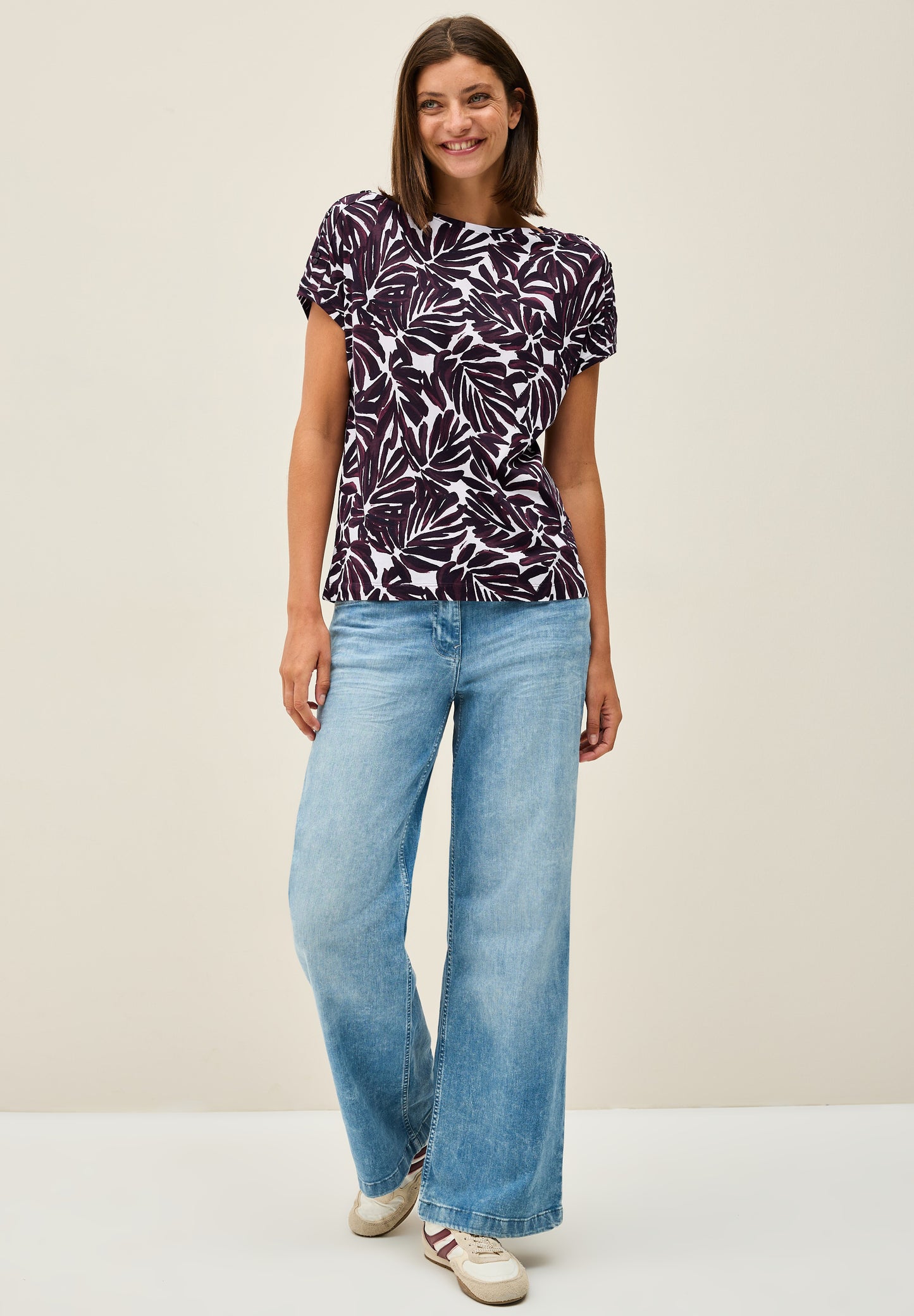 Print-Shirt mit Knopfdetail