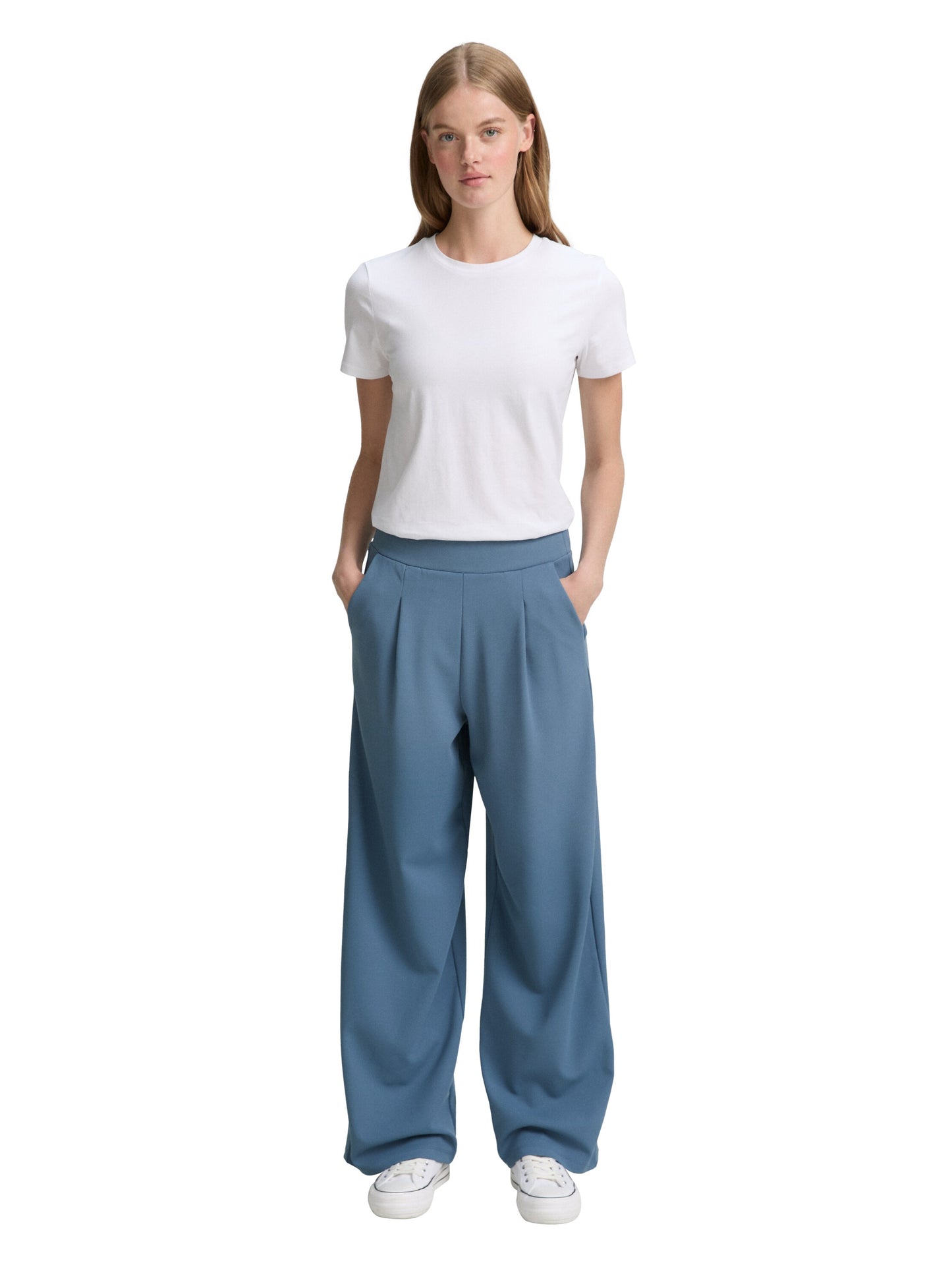 Wide Leg Hose