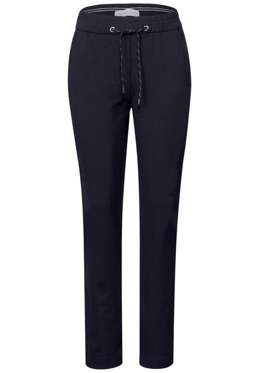 Casual Fit Hose