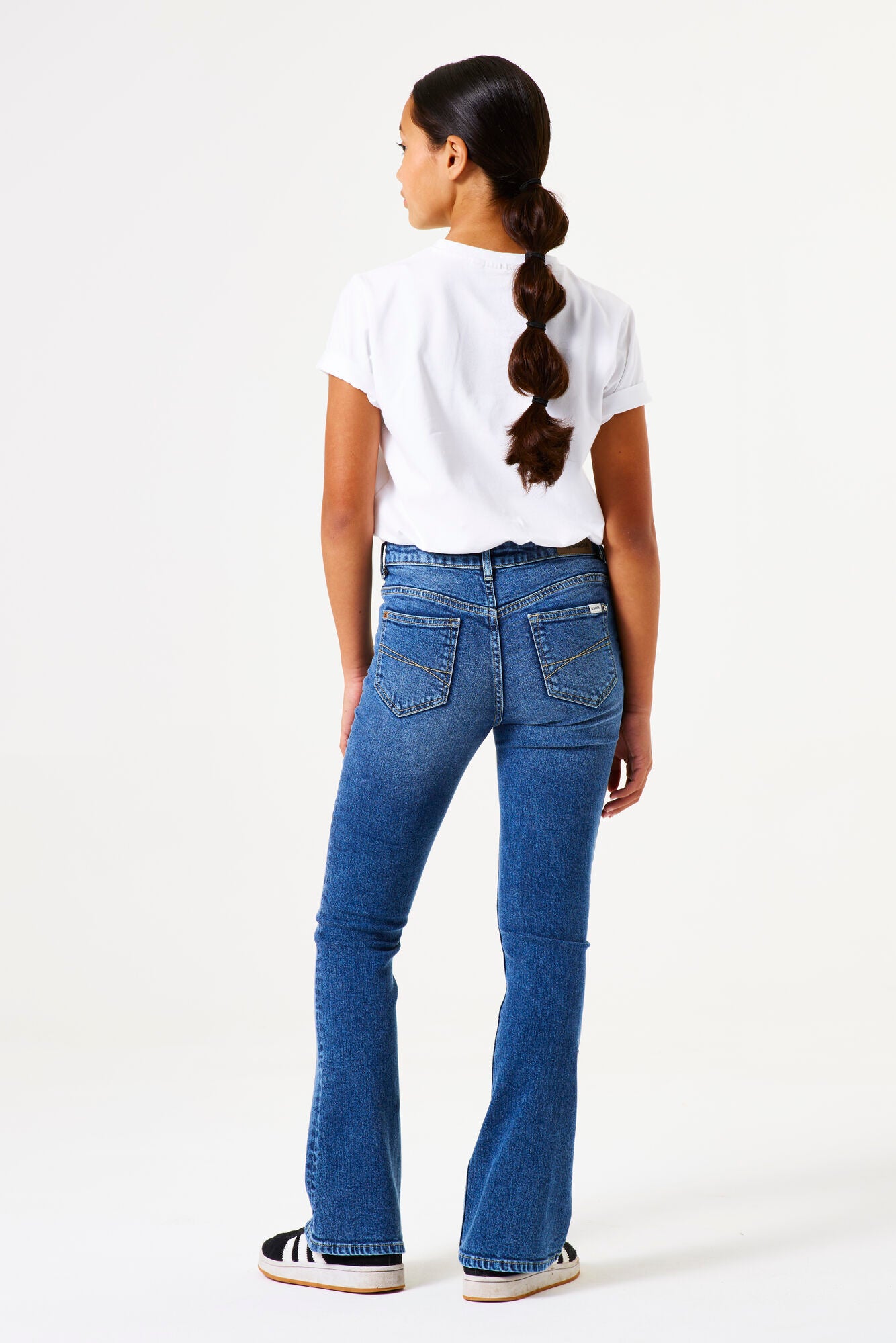 575 Rianna
