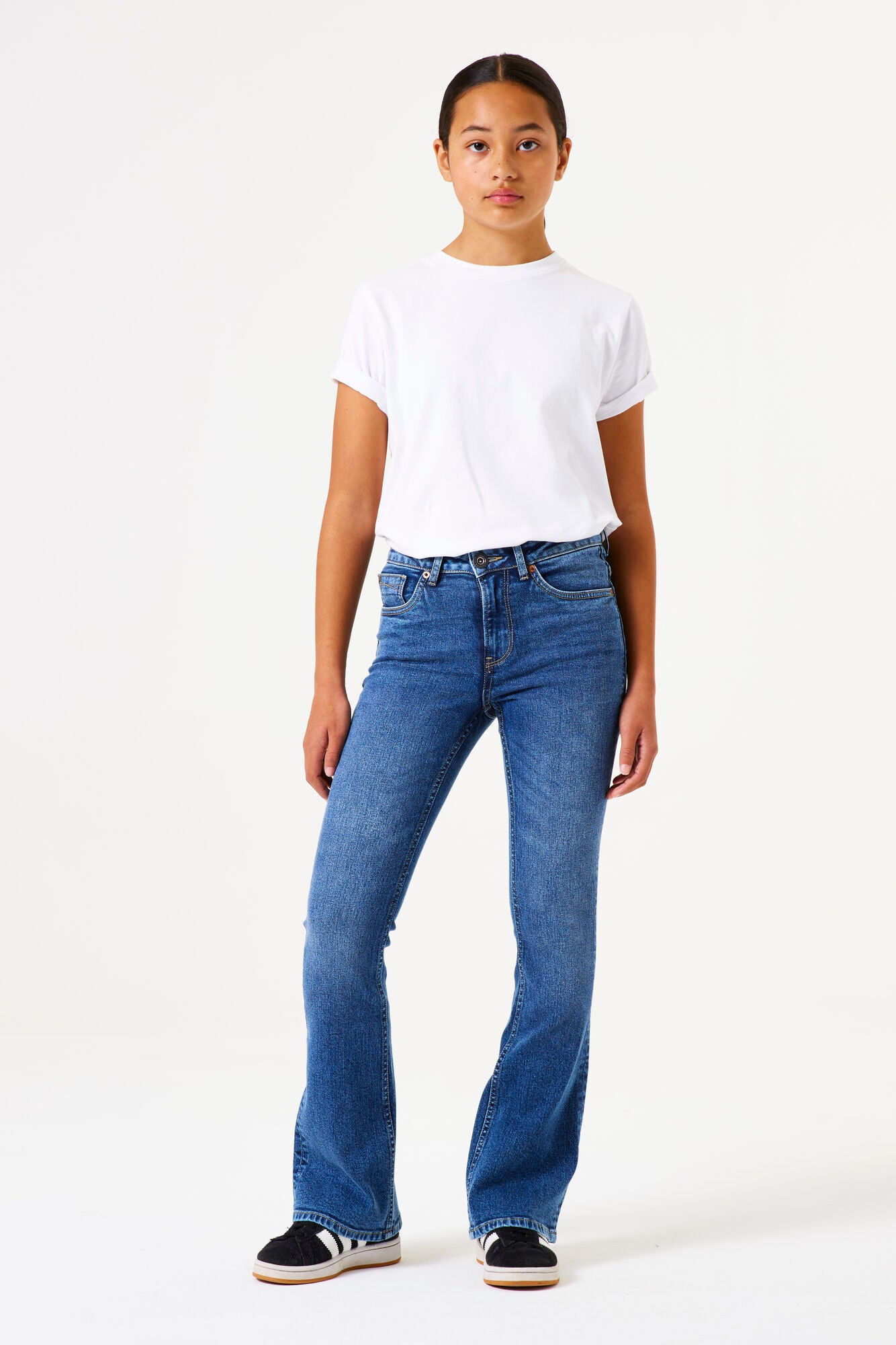 575 Rianna
