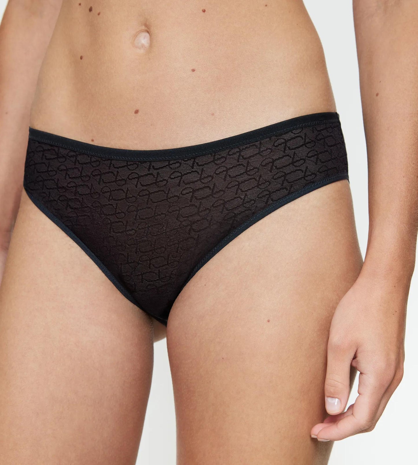 Triumph Signature Sheer Tai EX