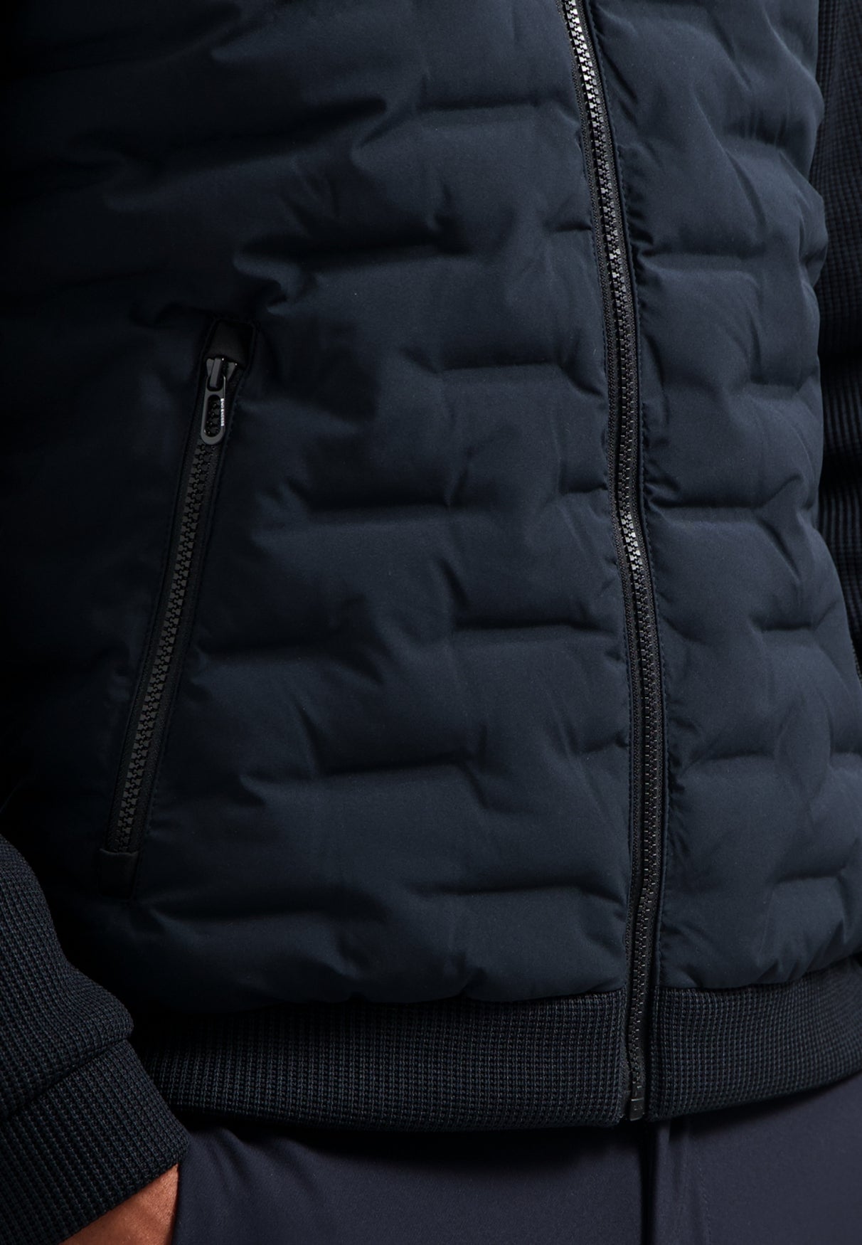 Jacket Short Fit Sealed Hooded Knitted Mix