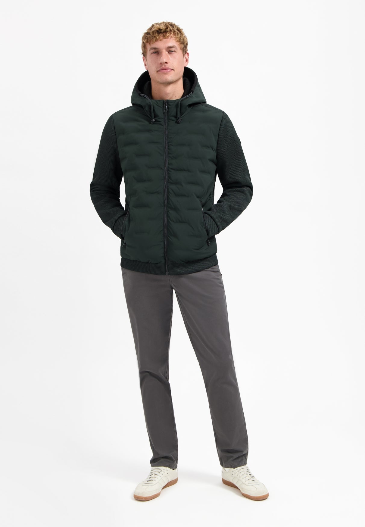 Jacket Short Fit Sealed Hooded Knitted Mix