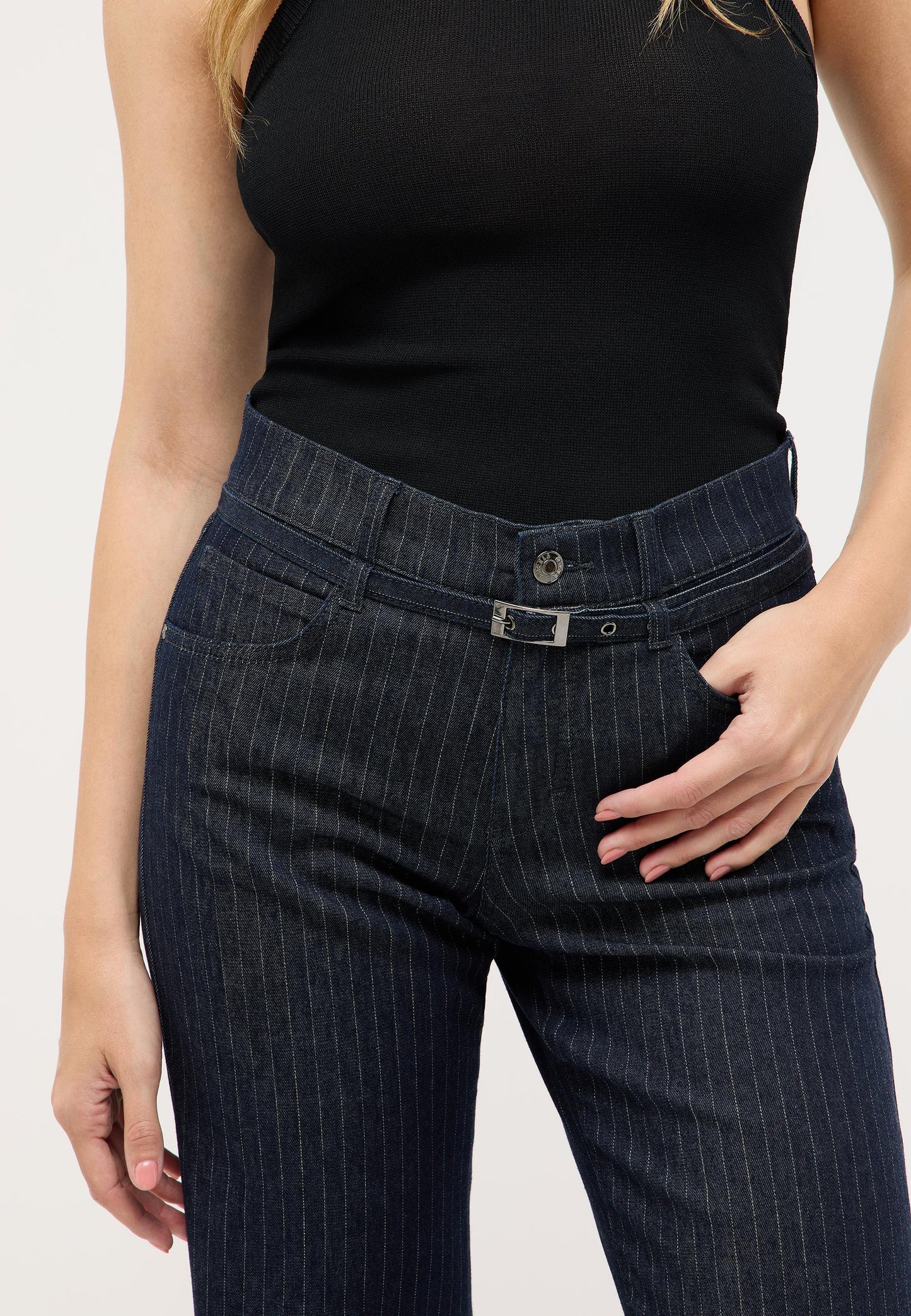2472565-30 LIZ BELT