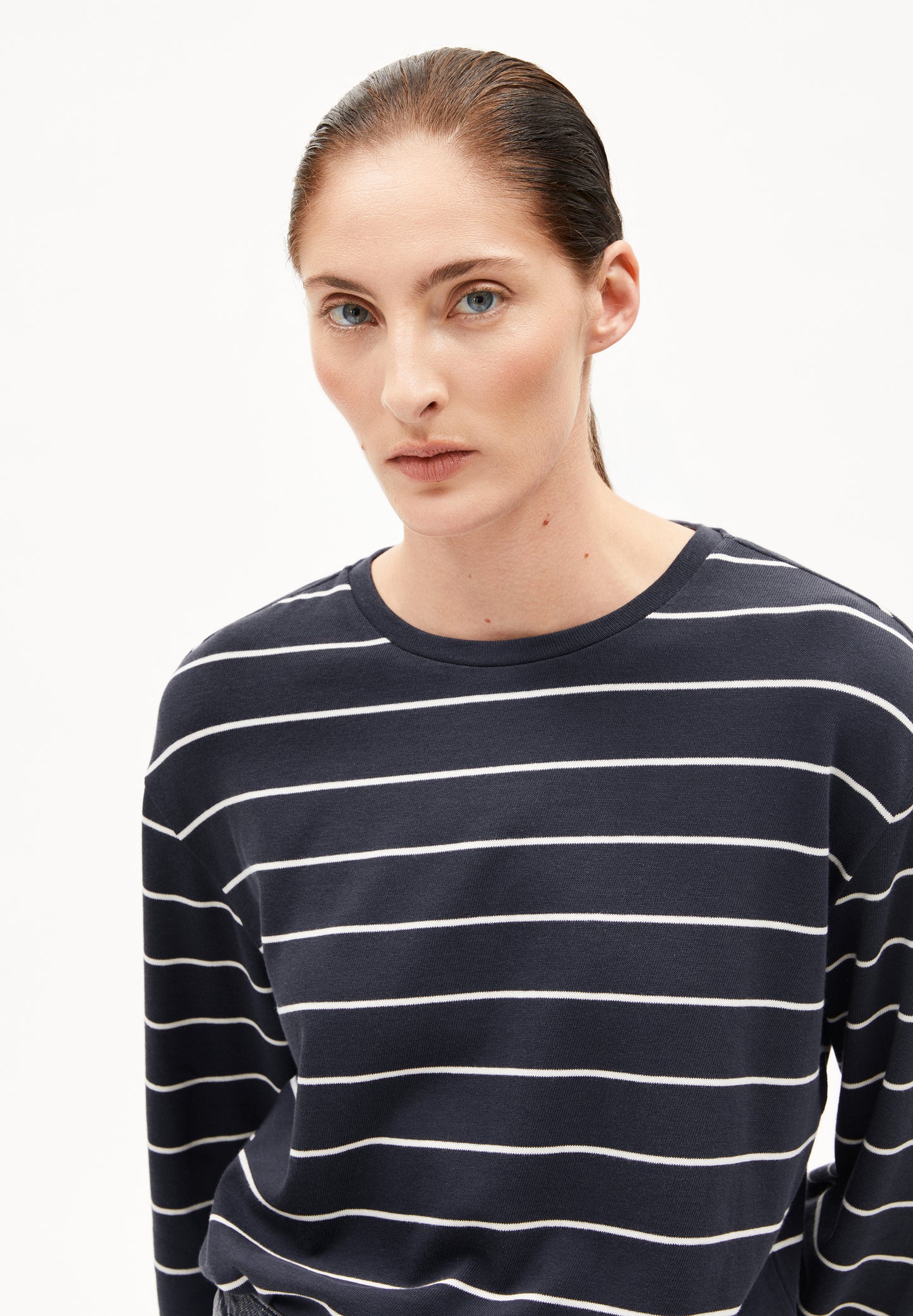 MARYNAA FINE STRIPE