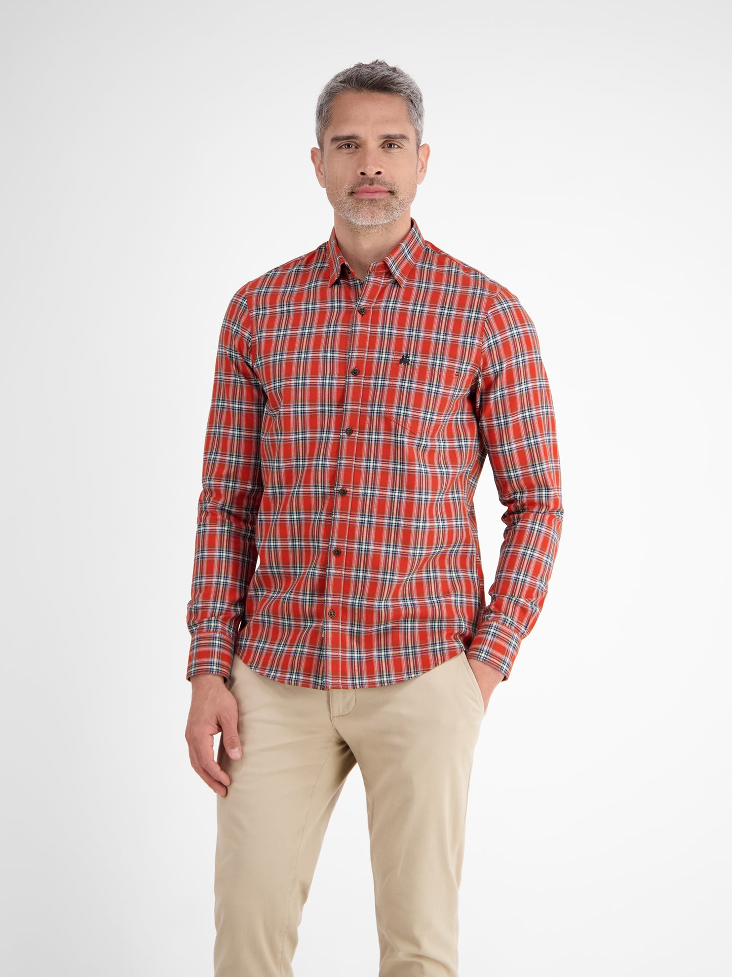 BUTTON DOWN