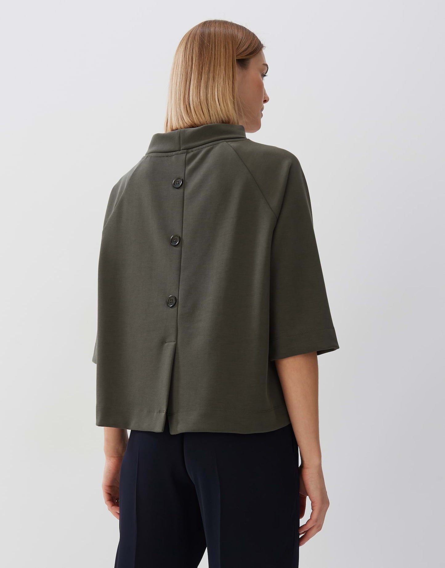 Unoa cropped
