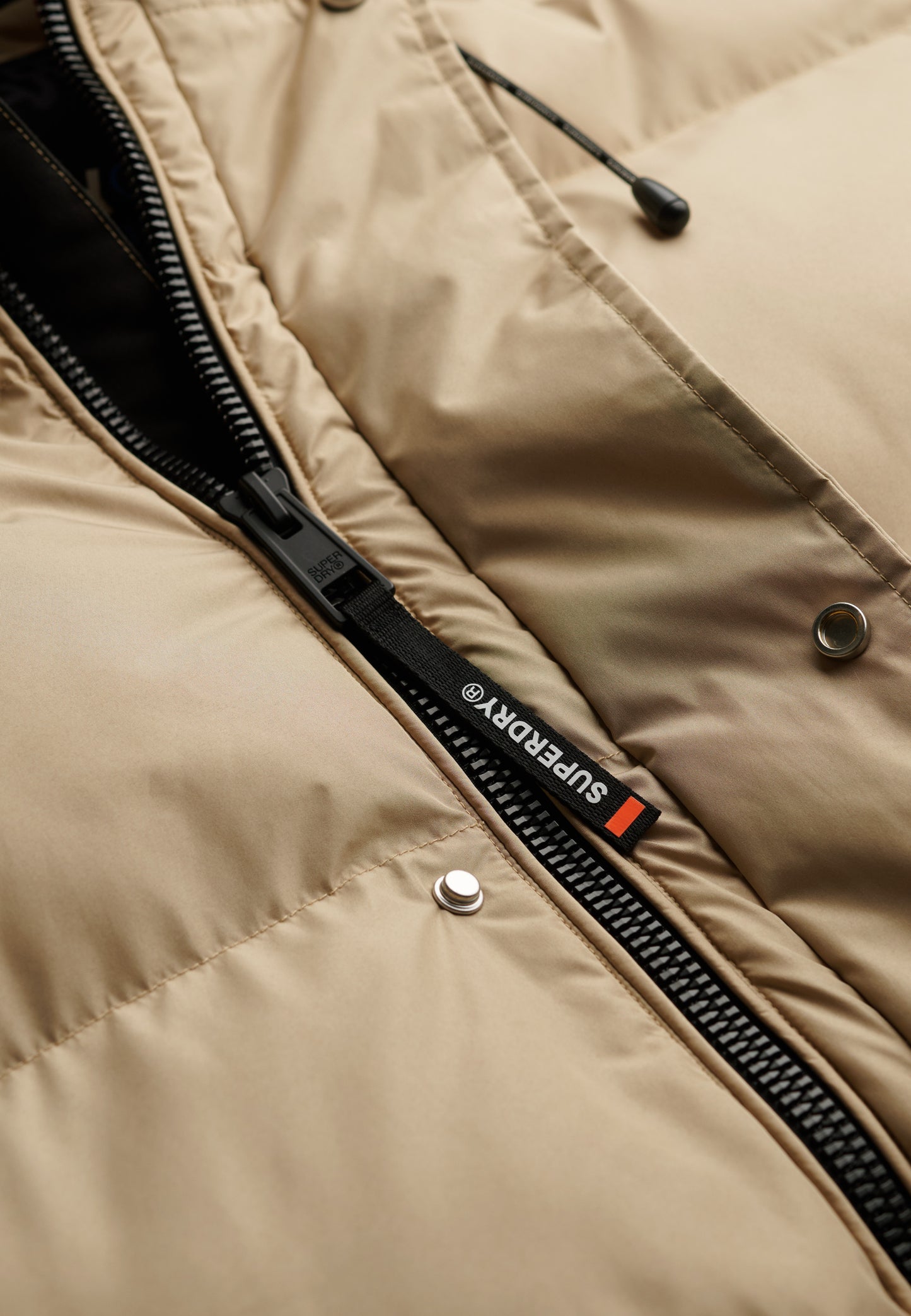 5 Baffle Sports Steppjacke mit Kapuze