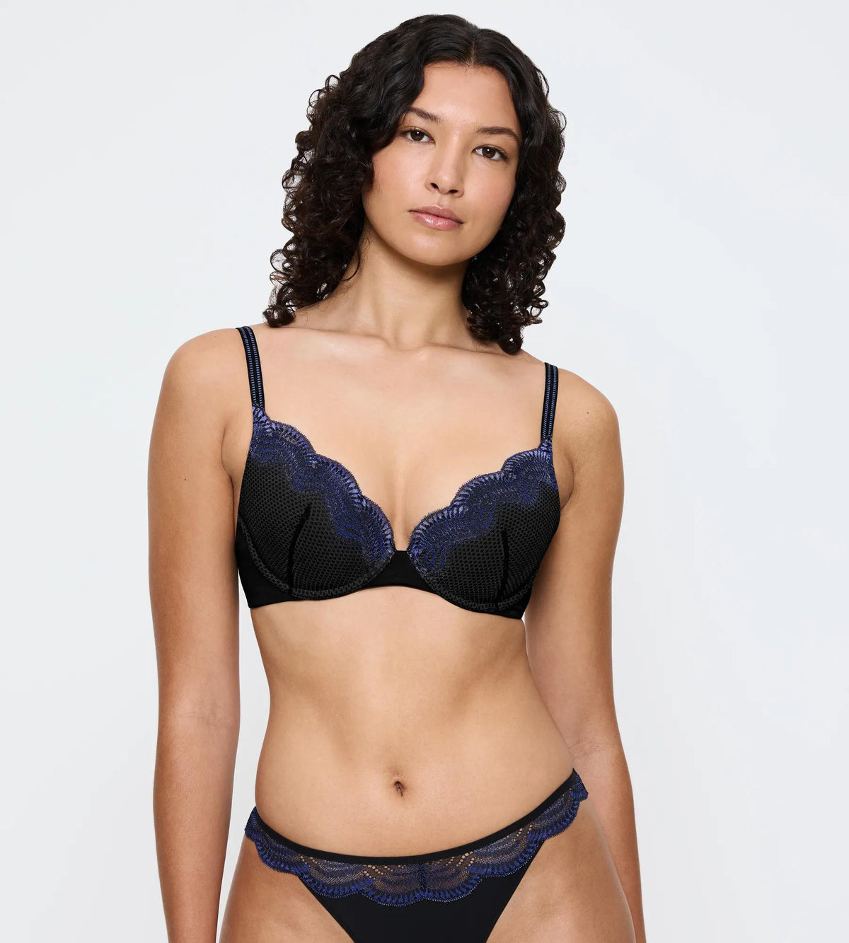 Triumph Comfort Glam WHU