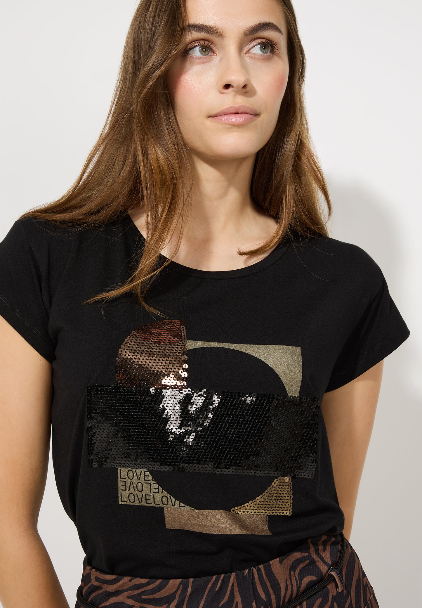 T-Shirt mit Pailletten