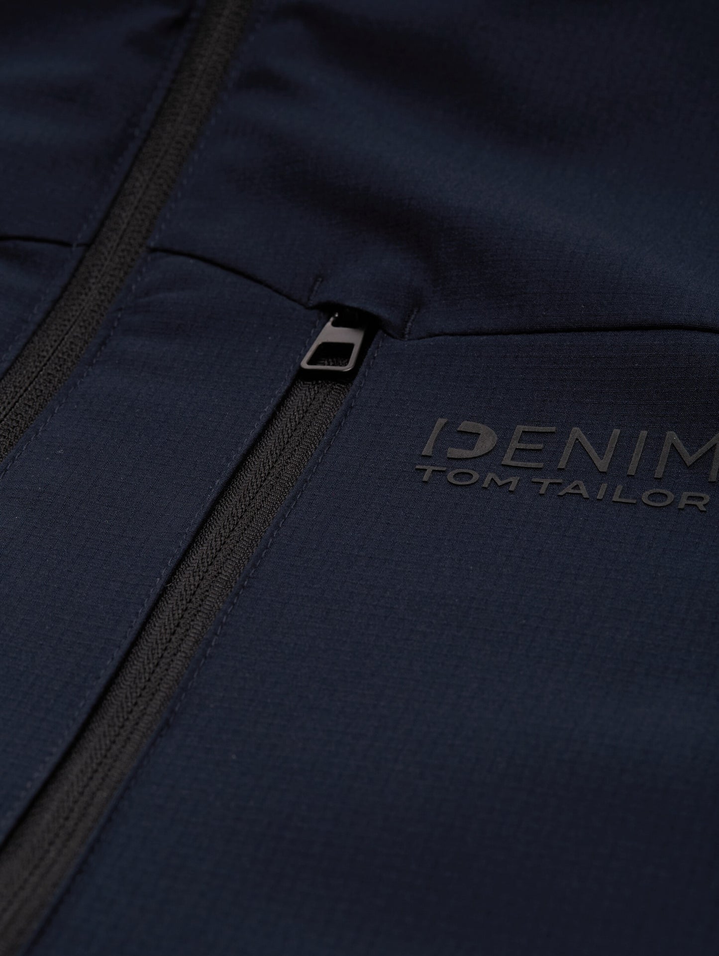 Jacke mit wasserabweisender Funktion