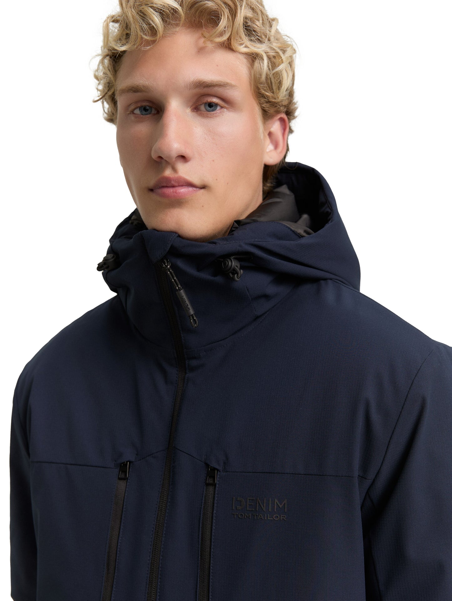 Jacke mit wasserabweisender Funktion