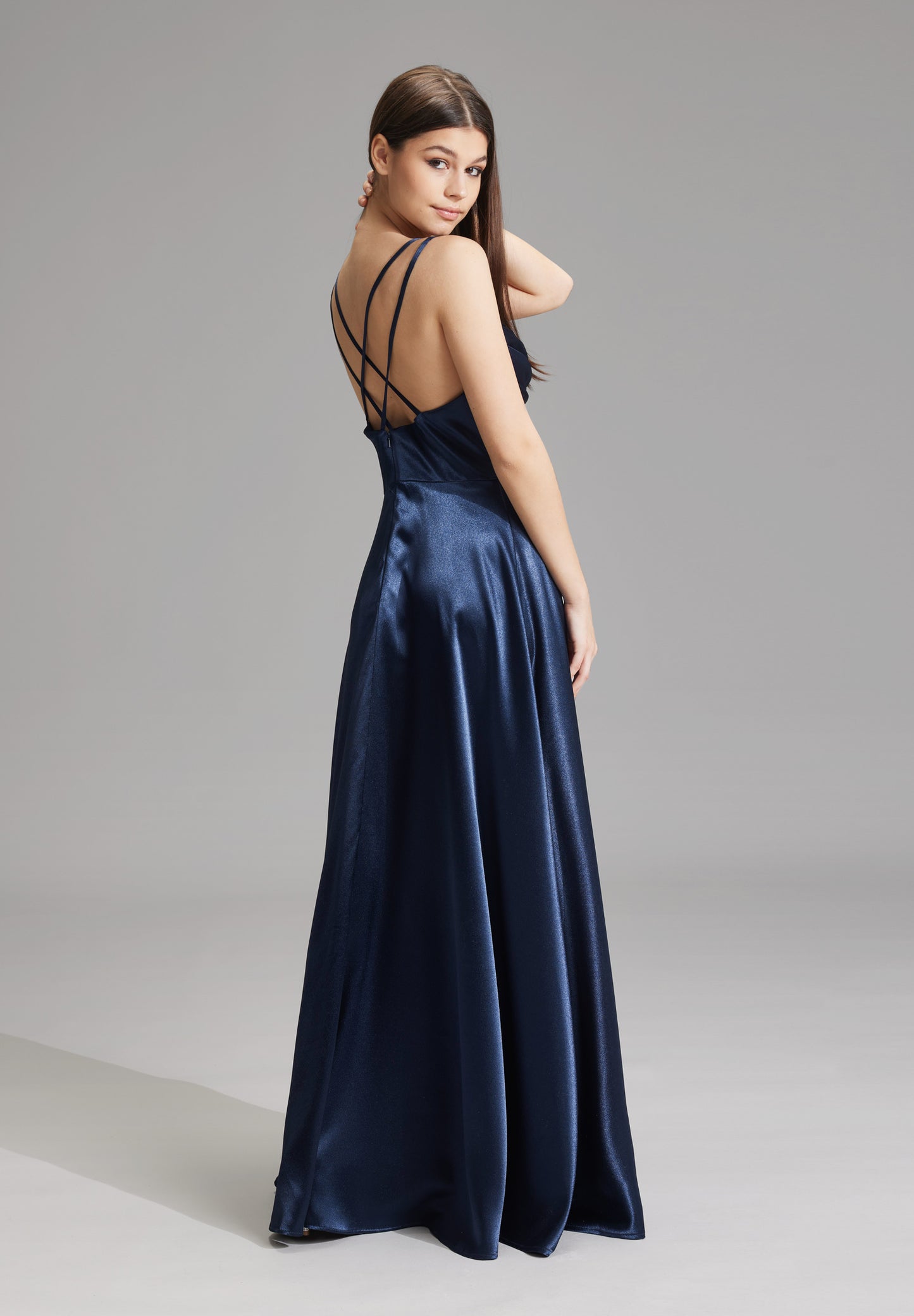Satin-Abendkleid mit Gehschlitz