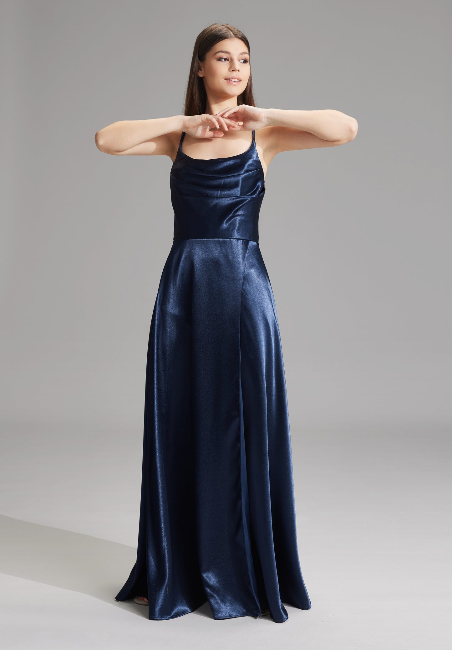 Satin-Abendkleid mit Gehschlitz