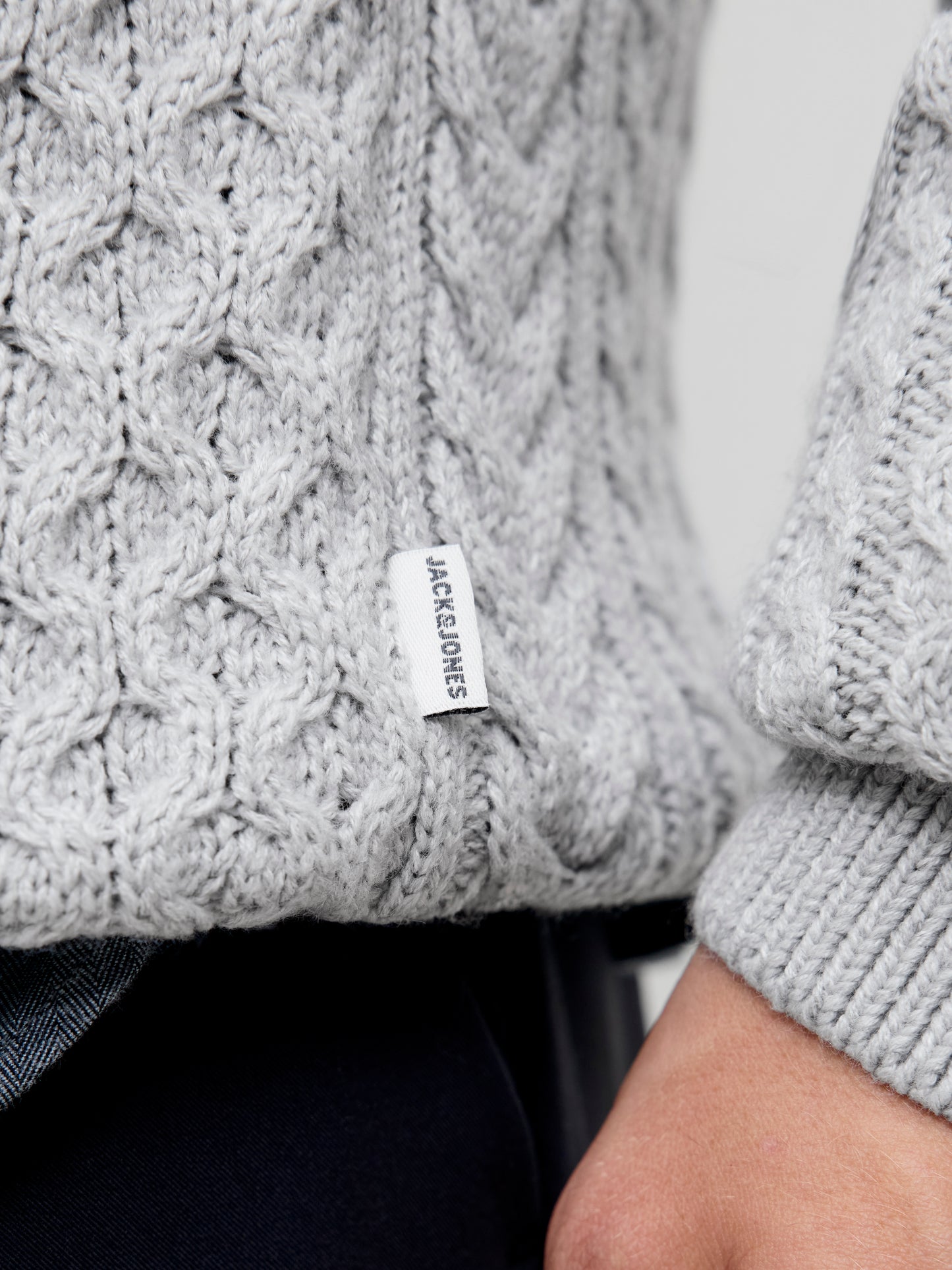 JPRBLUSEAN KNIT CABLE HALF ZIP SN