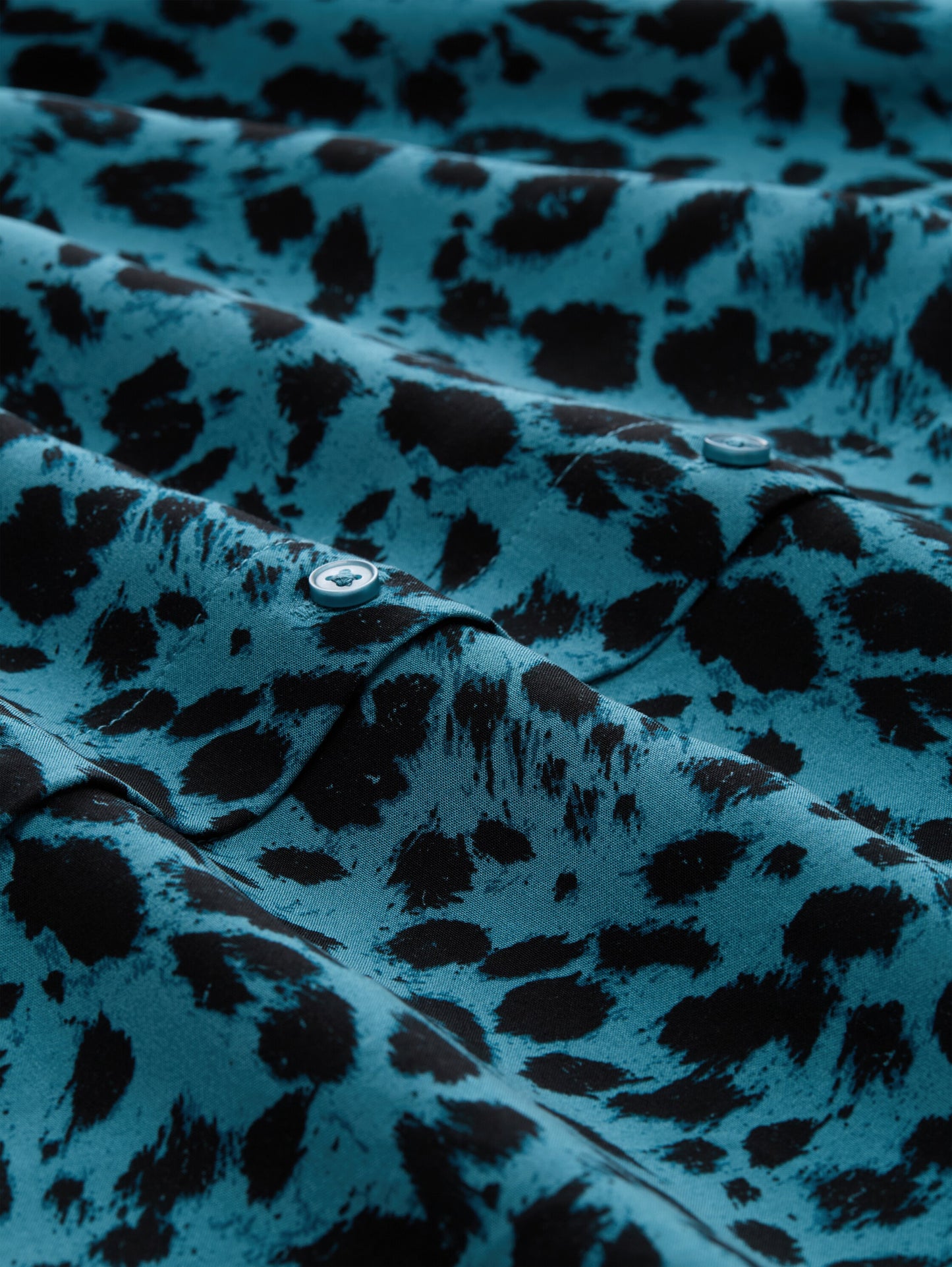 Plus Size - Bluse mit Leo-Print