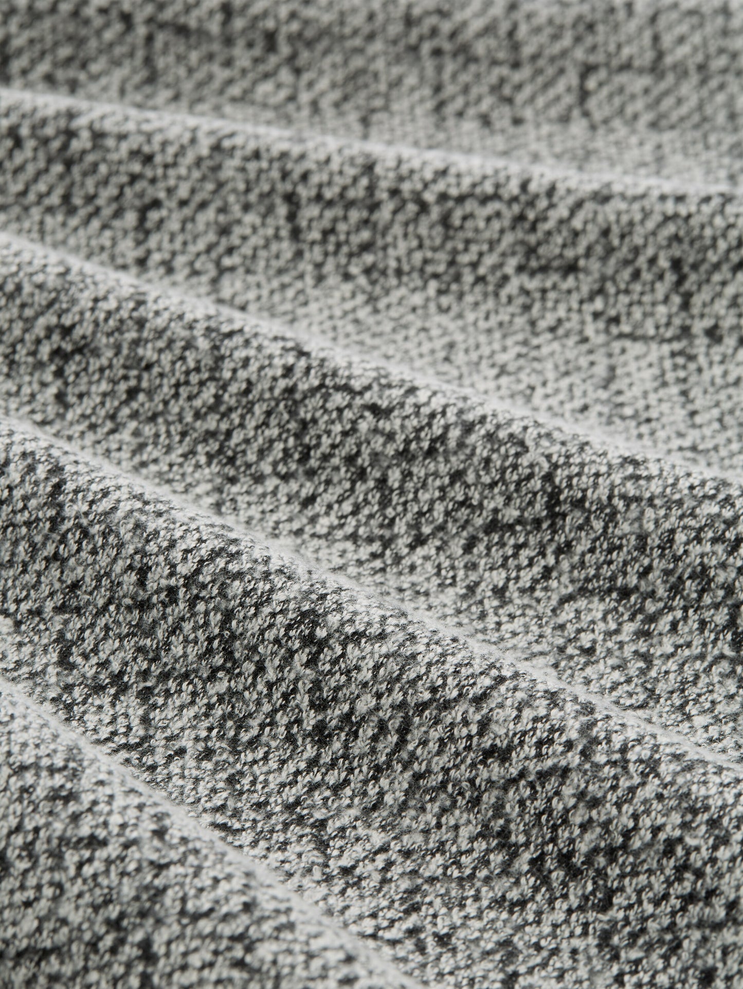 Plus Size - Sweatshirt mit V-Ausschnitt