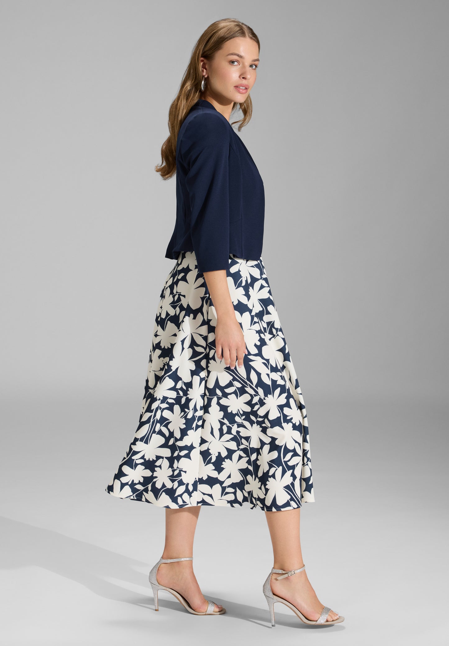 Taillierte Jacke aus Jersey Crêpe