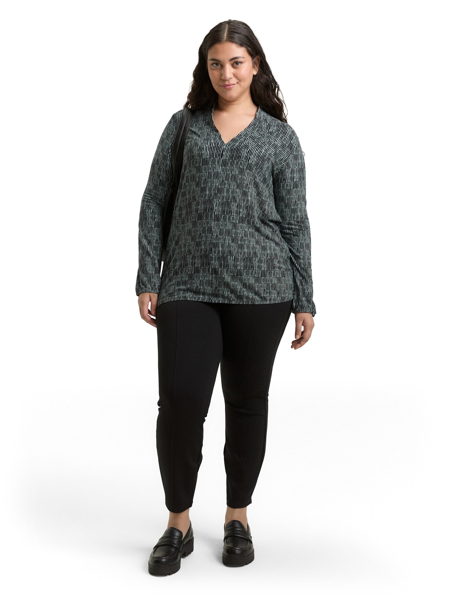 Plus Size - Langarmshirt mit Allover-Print