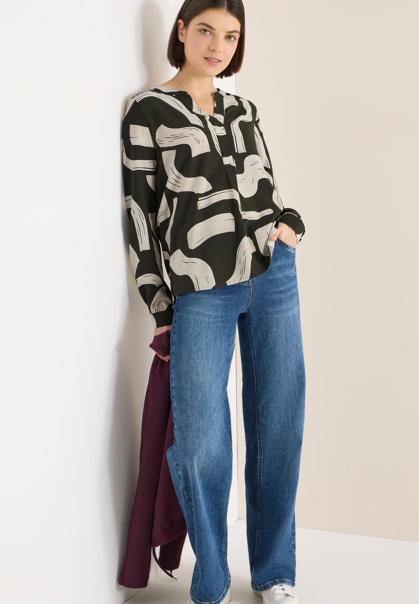 Gemusterte Split Neck Bluse