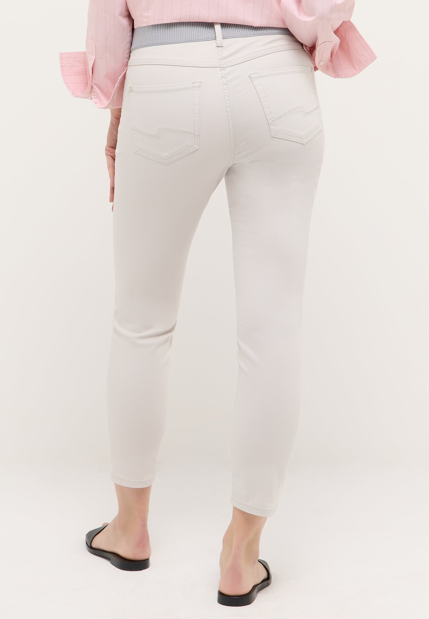 332688907-165 ORNELLA SPORTY