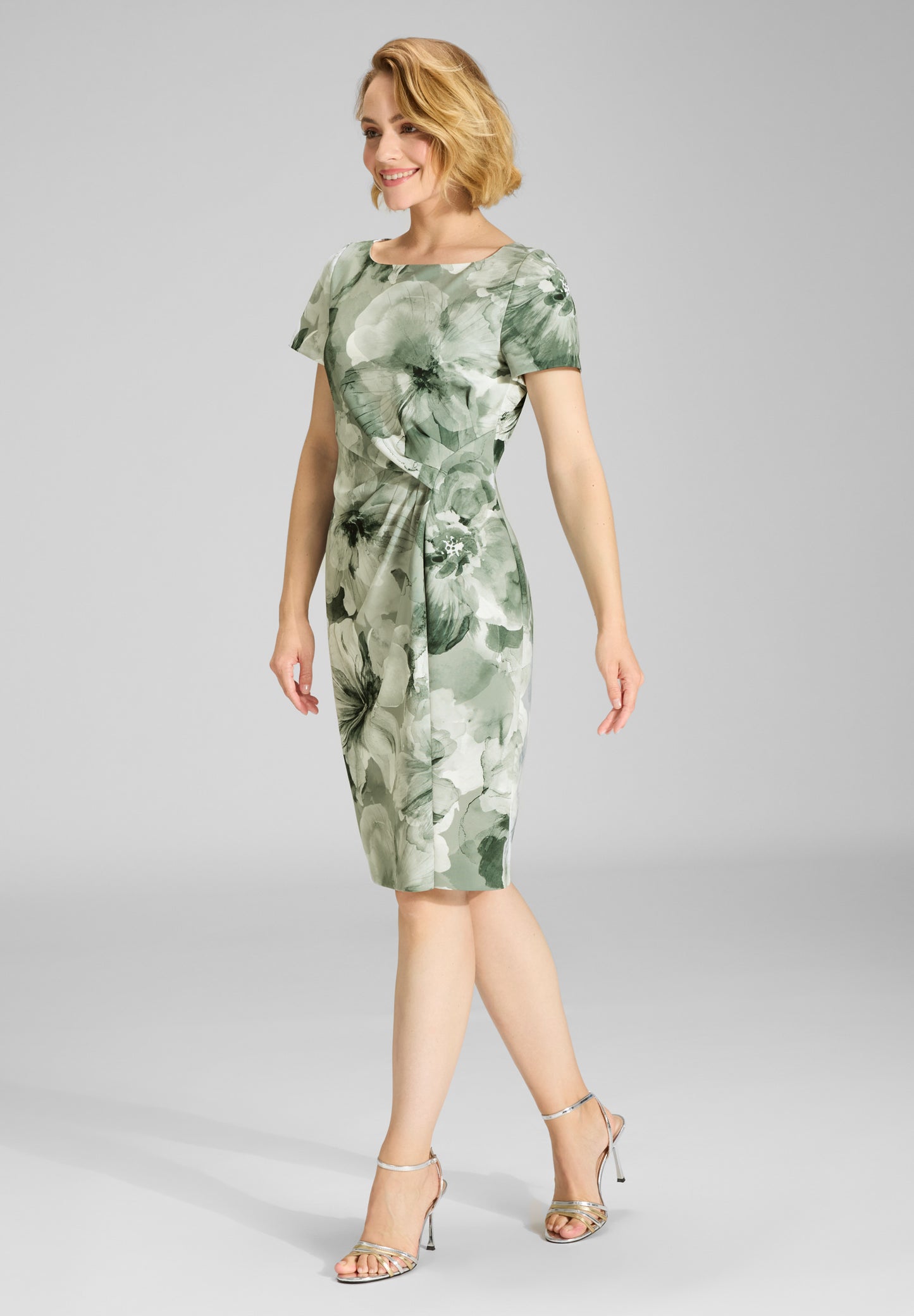 Etuikleid aus bedrucktem Scuba mit Falten Detail