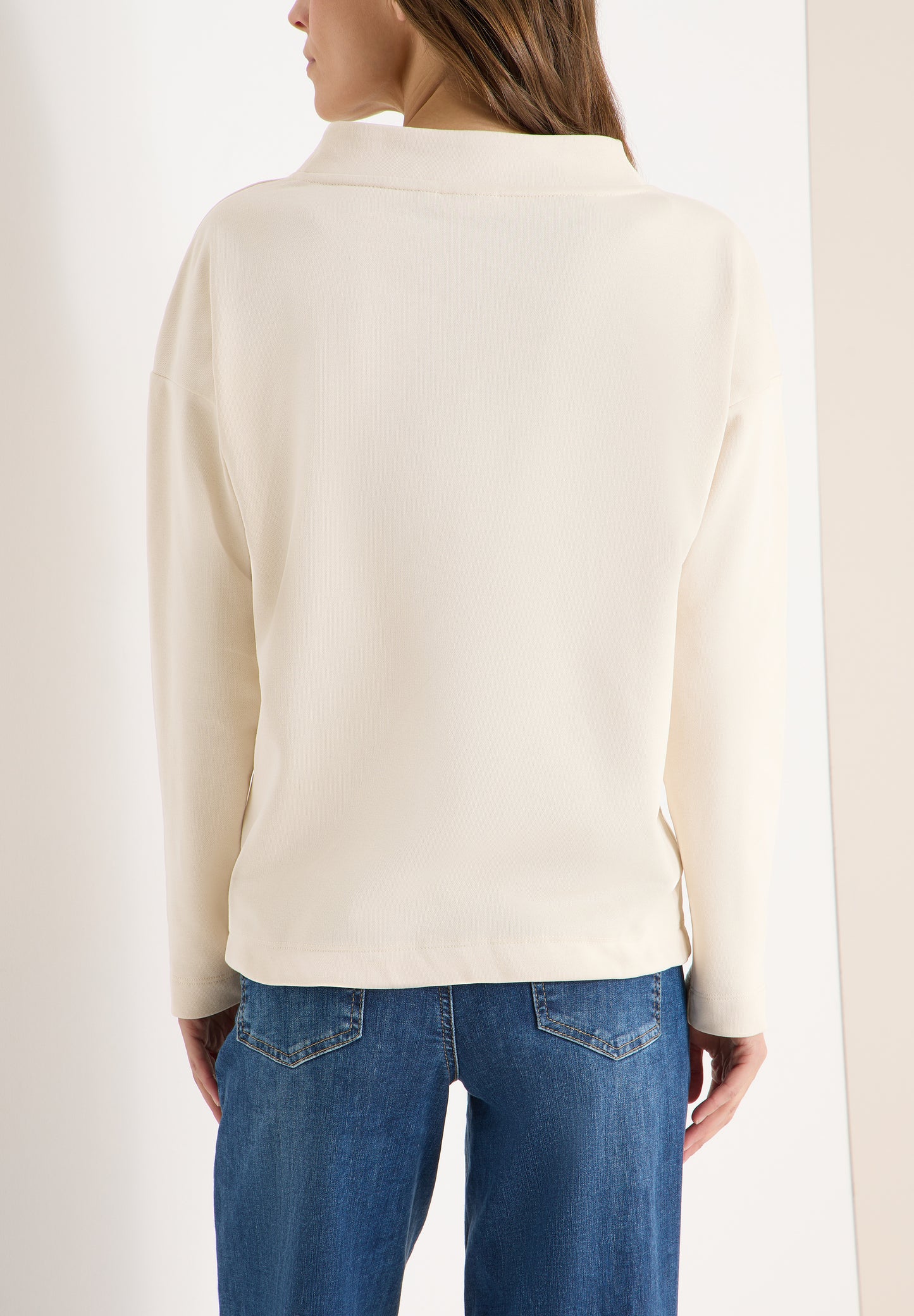 Shirt mit Stickerei