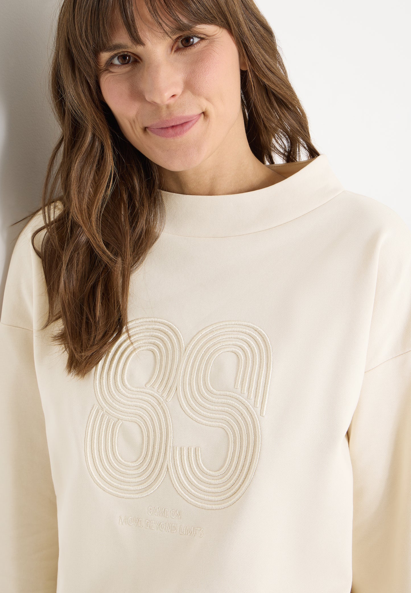 Shirt mit Stickerei
