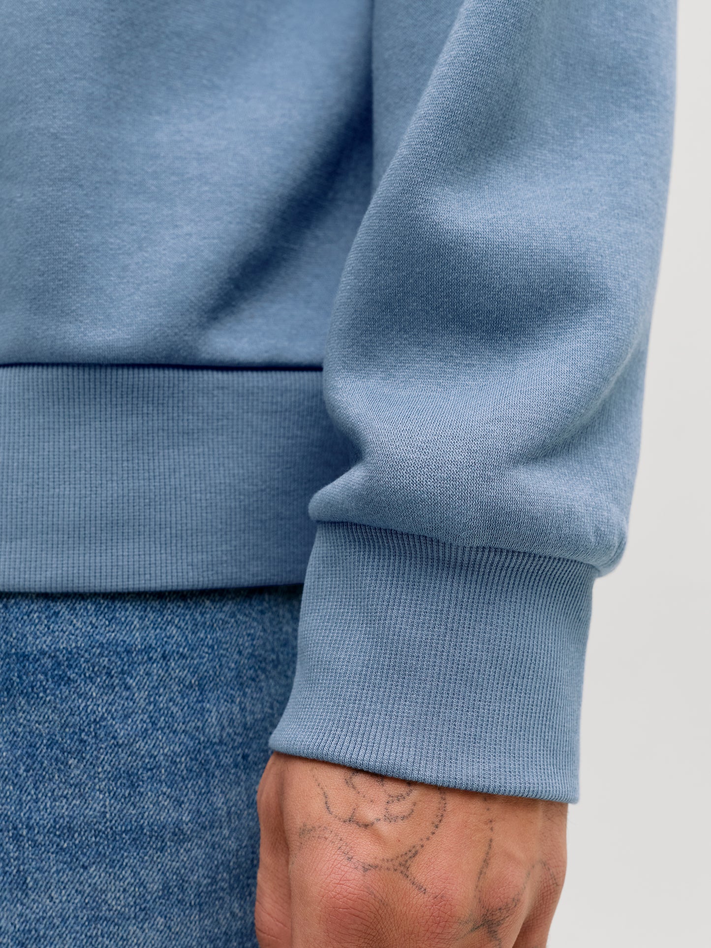 JJELOGO SWEAT HOOD 2 COL 25/26 NOOS